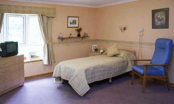Four Seasons Health Care - Craigieknowes care home 2