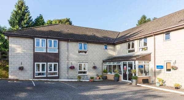 Four Seasons Health Care - Craigieknowes care home 9