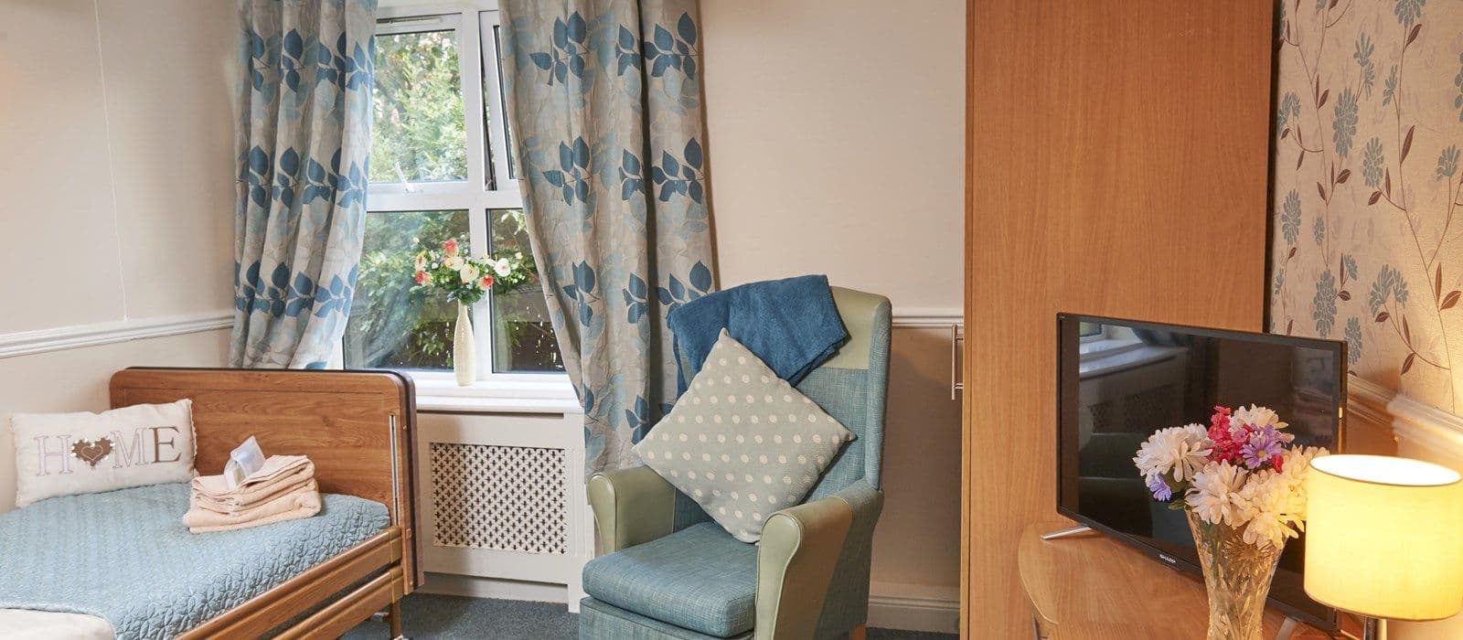 Four Seasons Health Care - Riverside Court care home 4