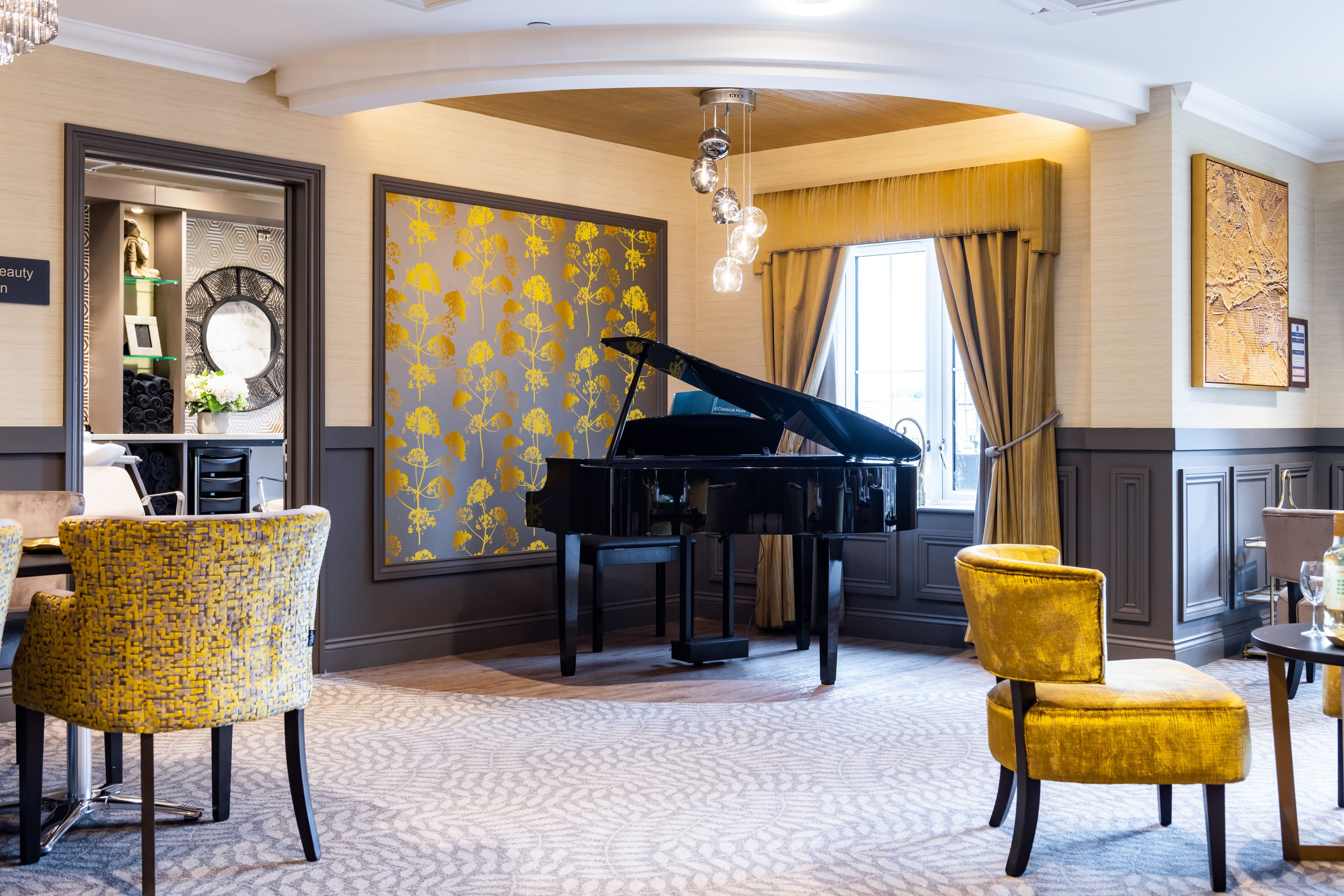 Cinnamon Luxury Care - The Gables care home - 006