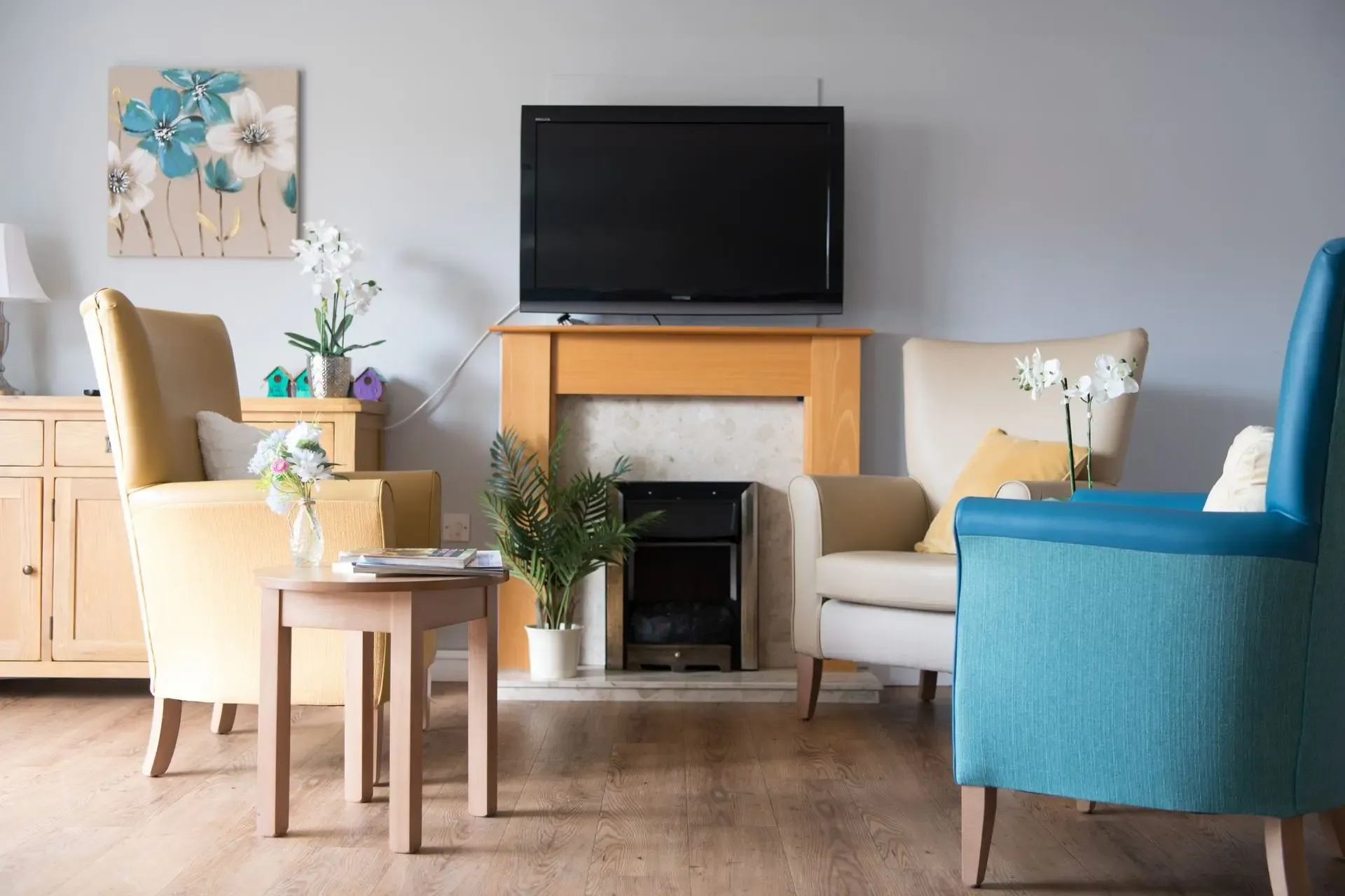 Communal Lounge at Gilawood Court Care Home in Nuneaton, Warwickshire