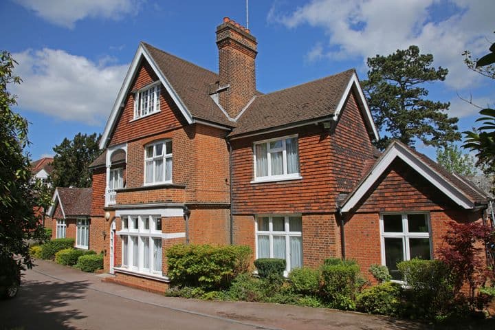 Green Trees Care Home Barnet 1