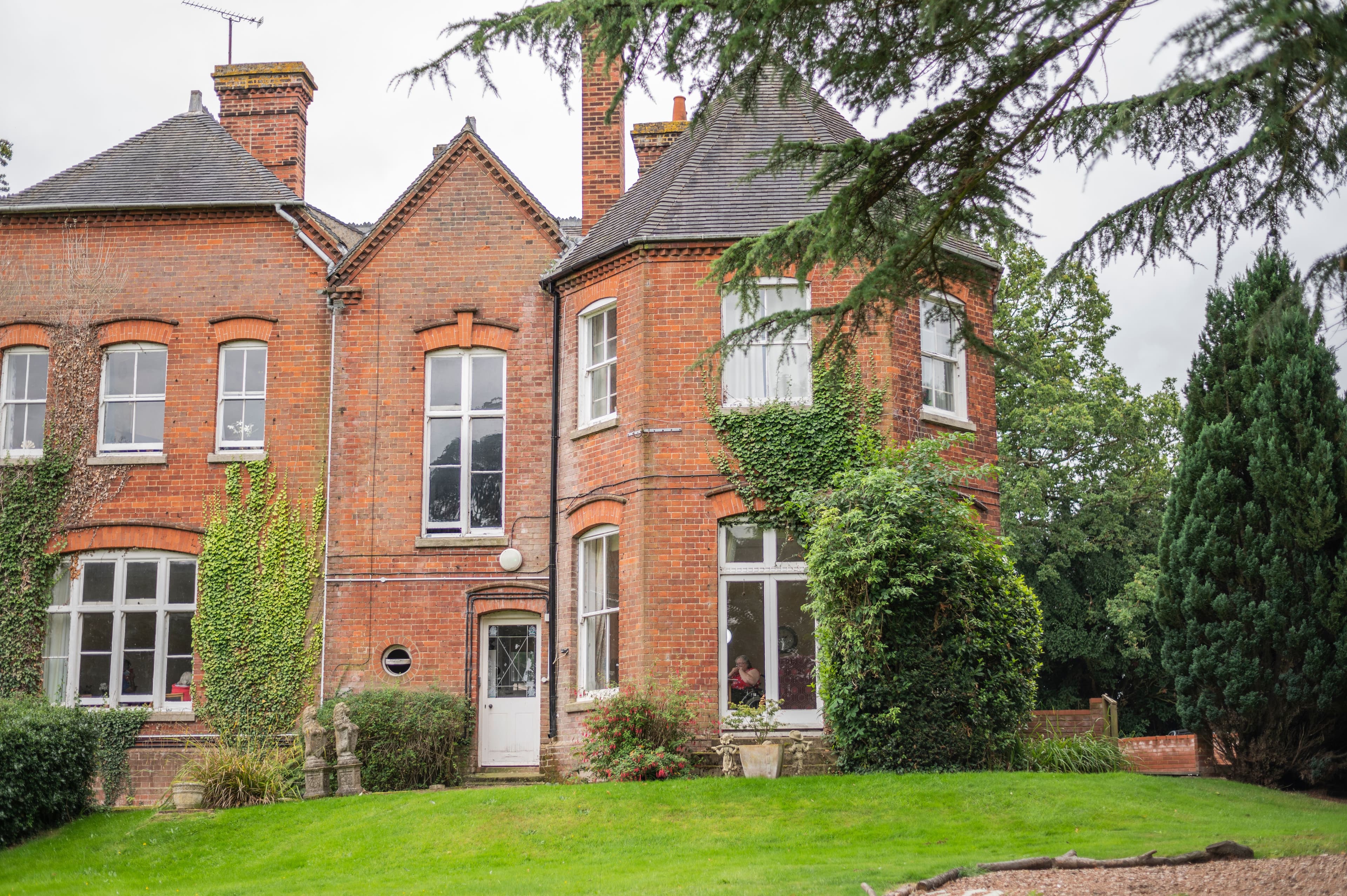 Halcyon Days care home in Graveley