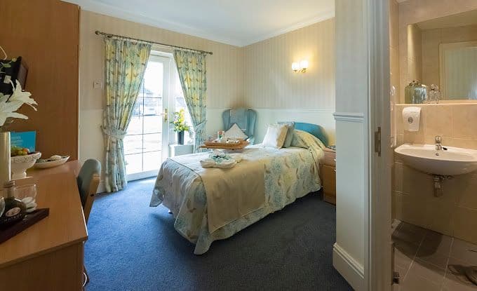 Barchester Healthcare Hall Park Care Home, Nottingham, NG6 8GH