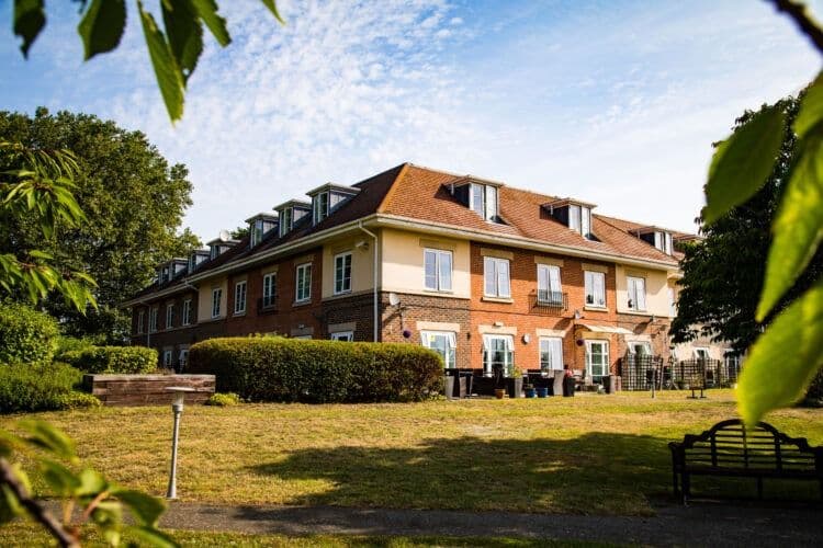 Hampton-main-image