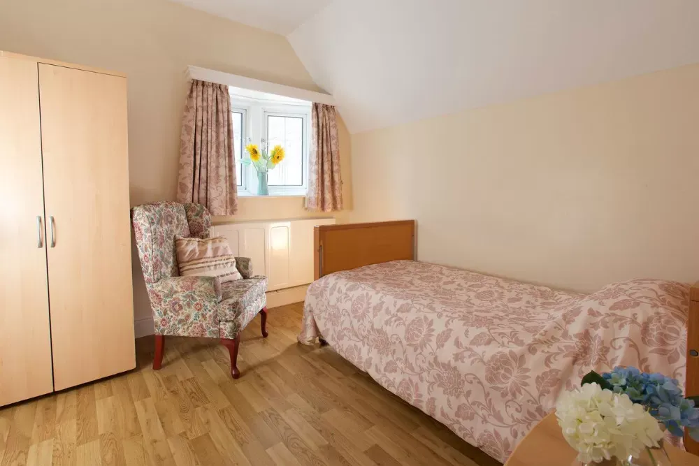 Buckland Care - Hartwell Lodge care home 5