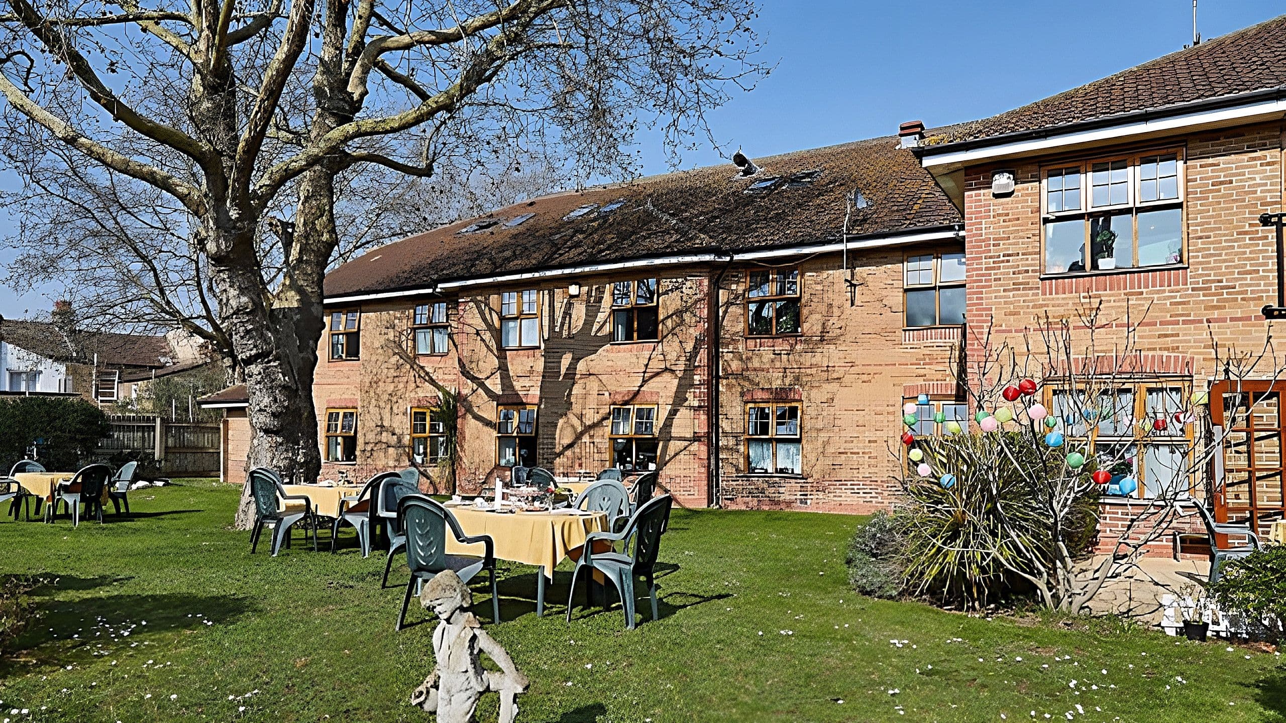 Maria Mallaband Care Group - Heritage care home 9