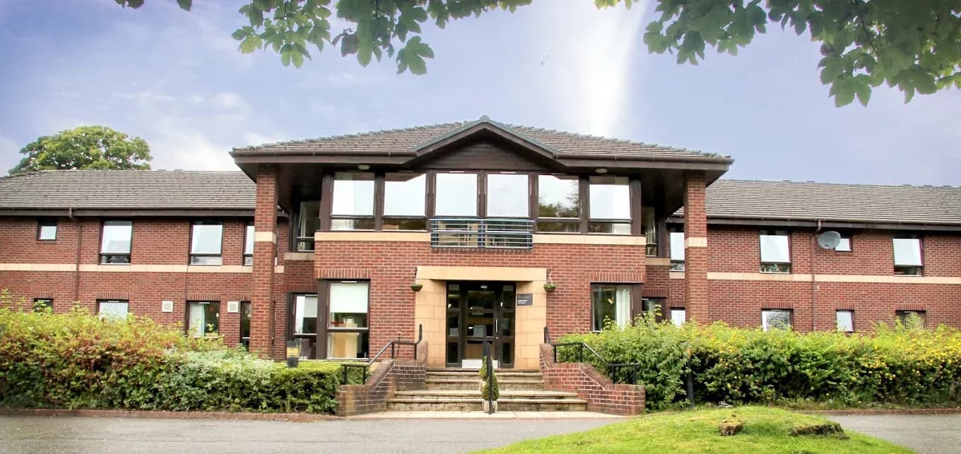 hillside view paisley HC-One