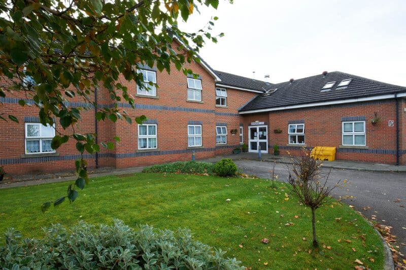 Hollins Park Care Home