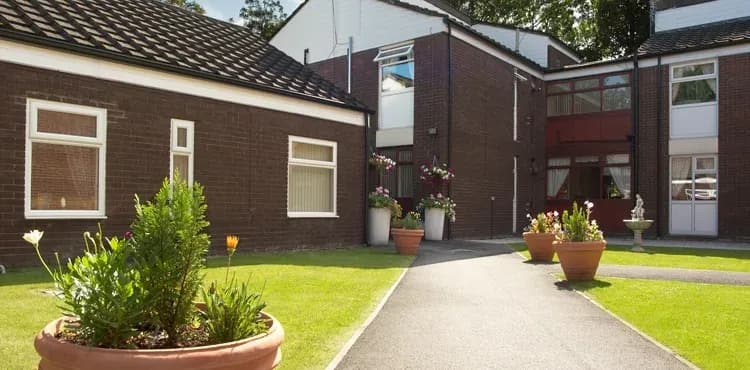 HC-One - Holme Lea care home - 000