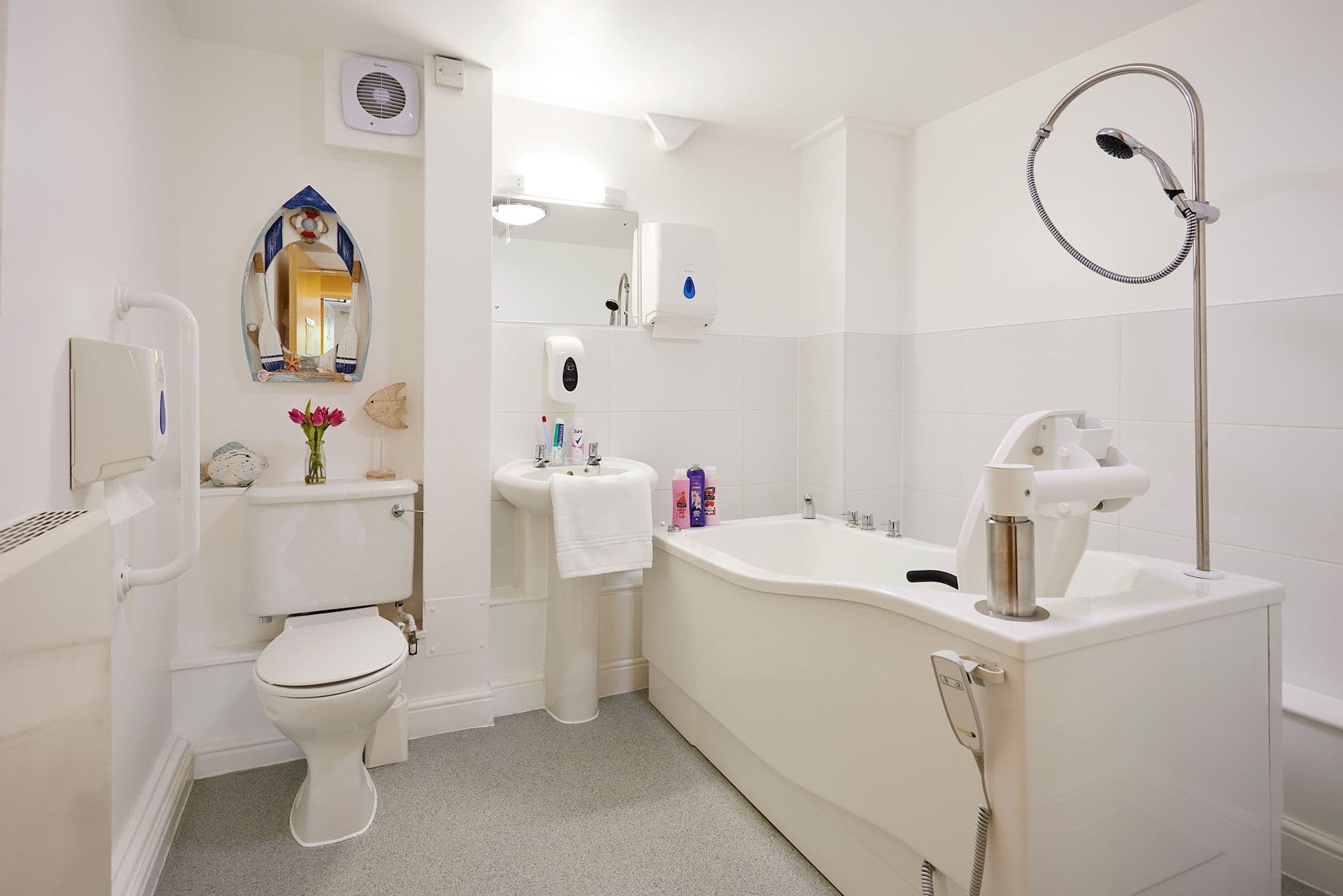 Aria Care - Holmwood care home - 014