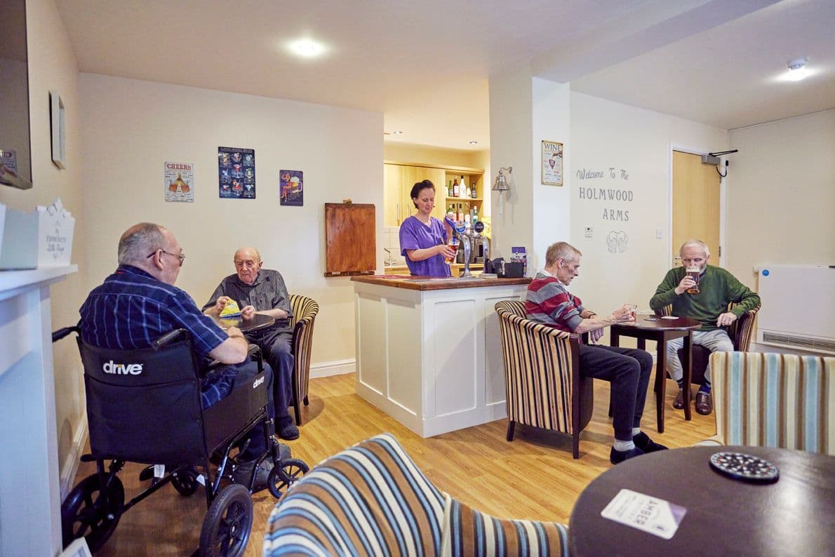 The Future Care Group - Holmwood care home 011