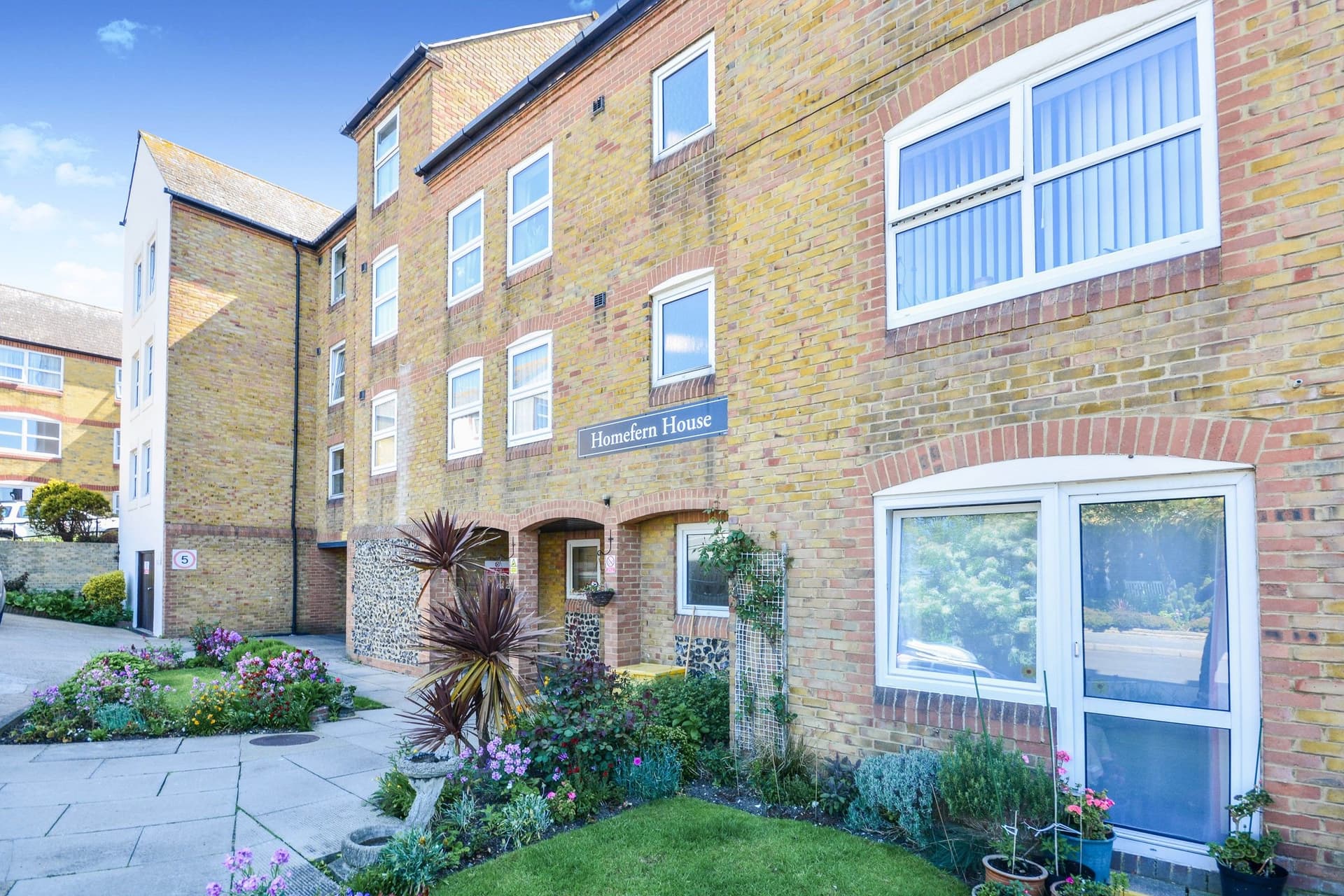 Homefern House Retirement Home Margate Lottie