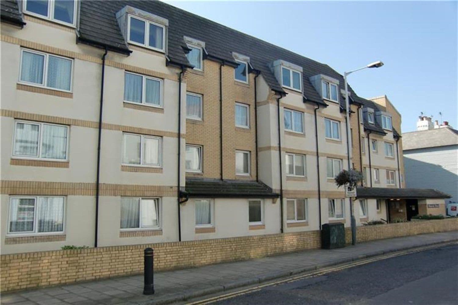 Exterior of Homevale House in Folkestone, Kent