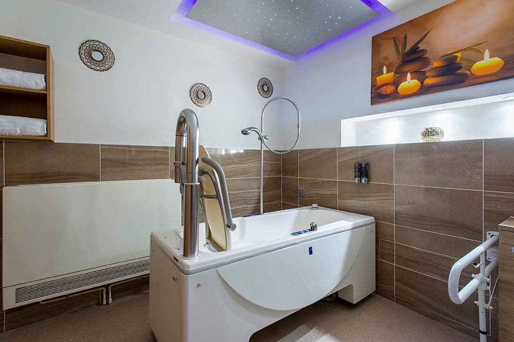 Spa bath of Honey Lane Care Home in Wlatham Abbey