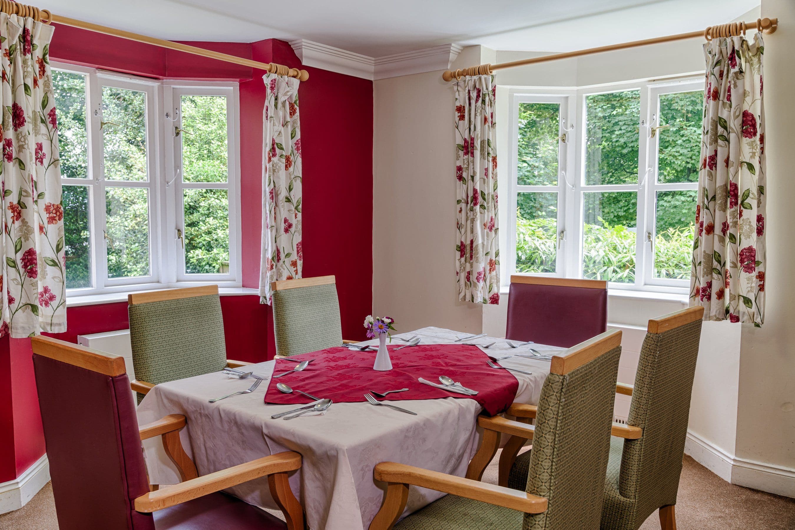 Barchester Healthcare - Hollyfields care home 5