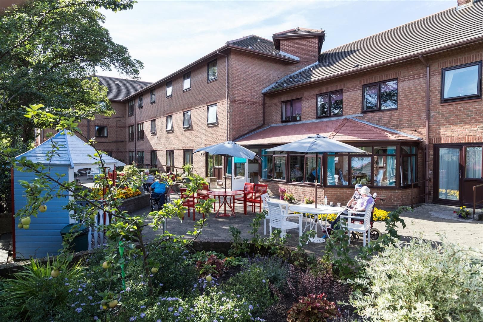 Barchester Healthcare - Glenroyd care home 19