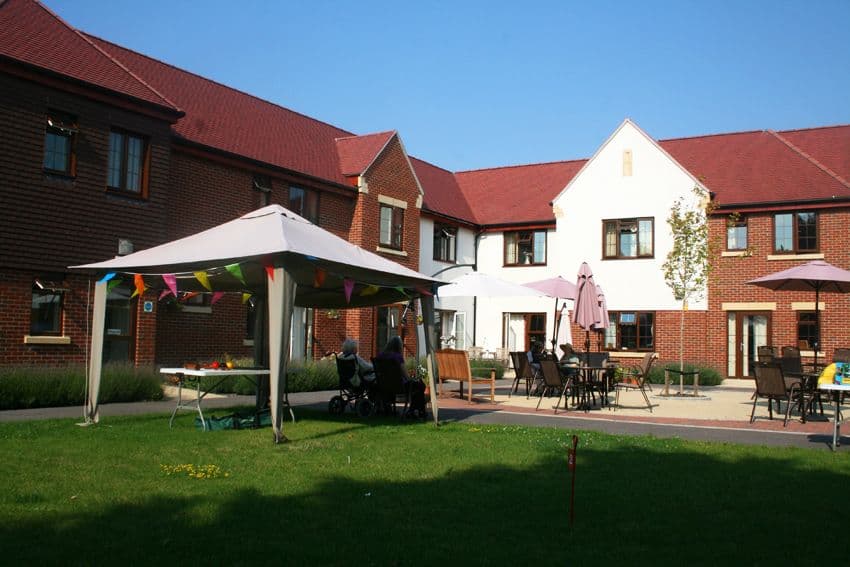 Hartford Care - Woodchurch House care home - 012