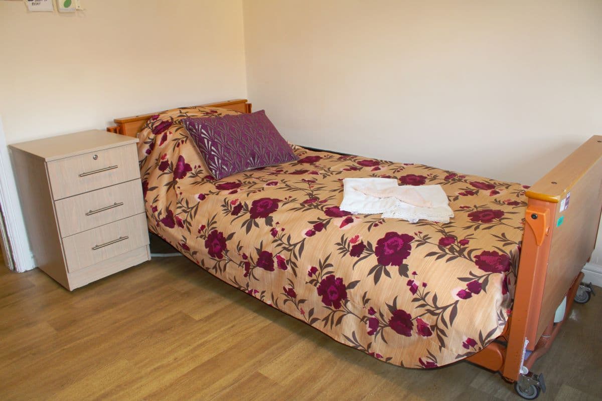 RCB Heathcare - Priory Mews care home - 008