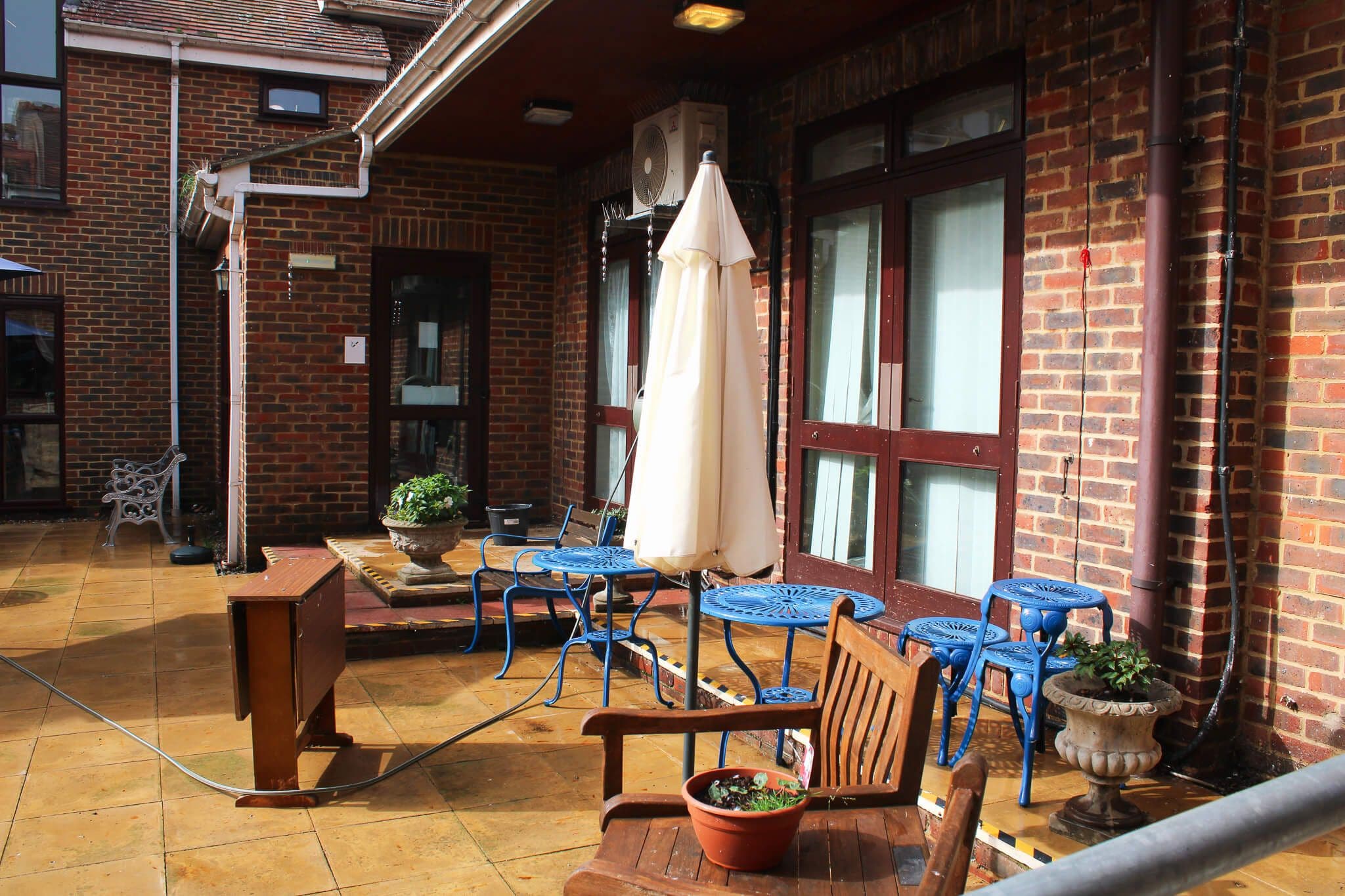 RCB Healthcare - Hawthorn Manor care home - 005