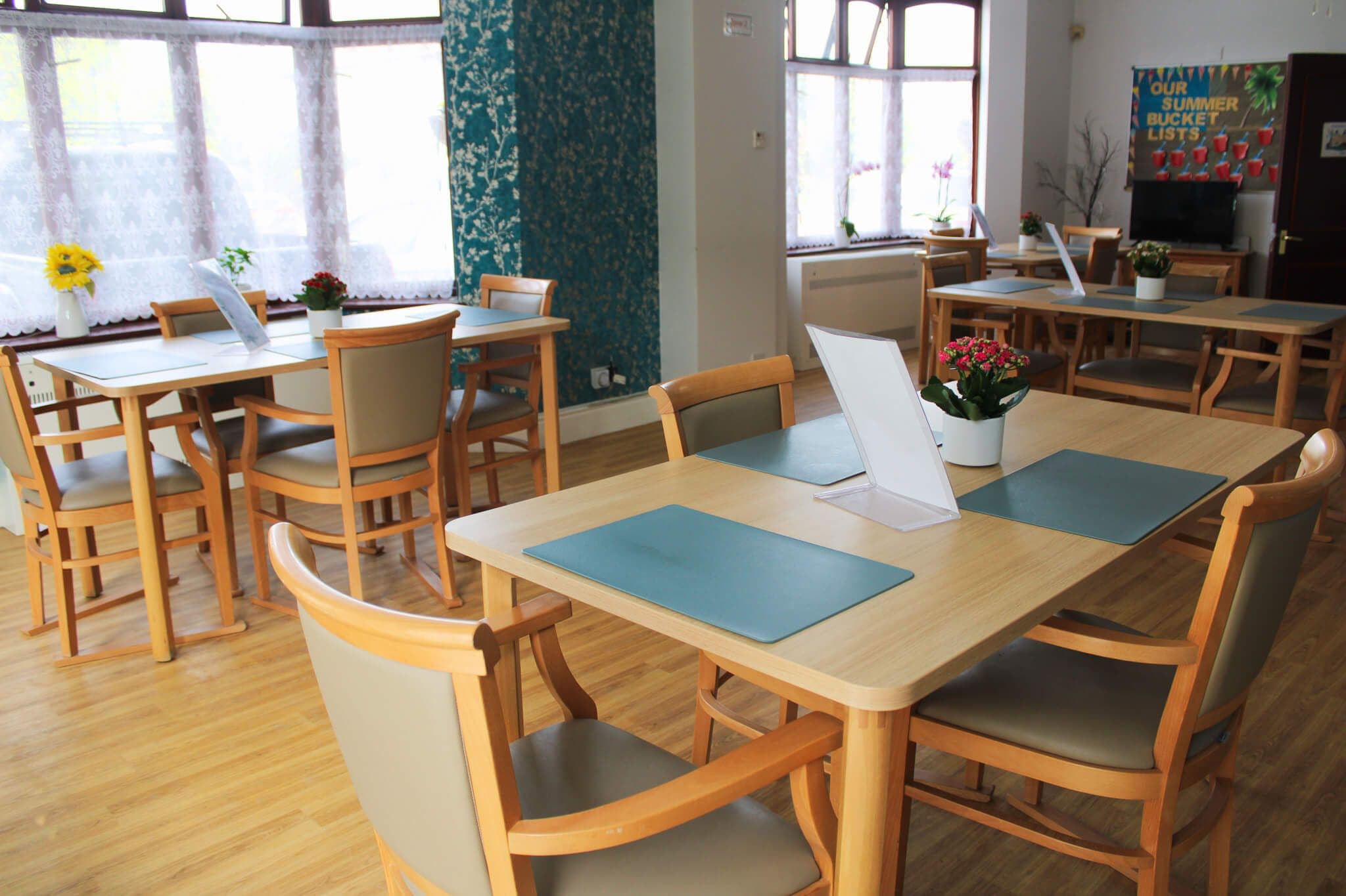 RCB Healthcare - Hawthorn Manor care home 3