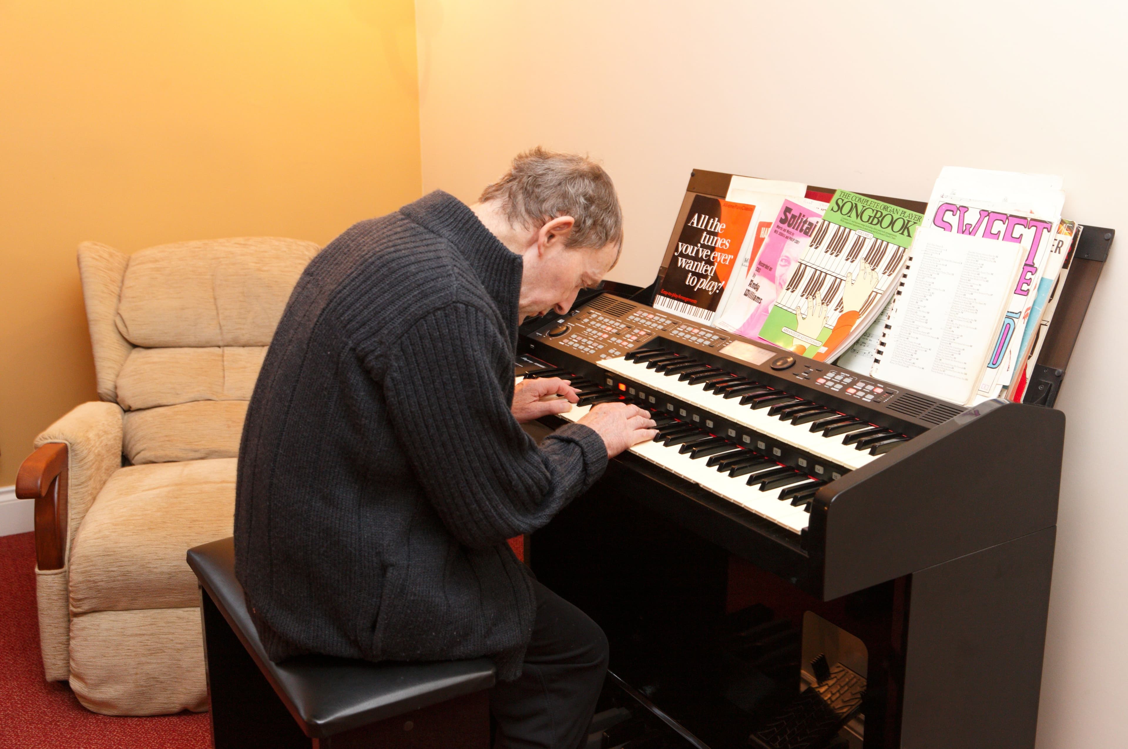 Belmont Healthcare - Edendale Lodge care home - 009