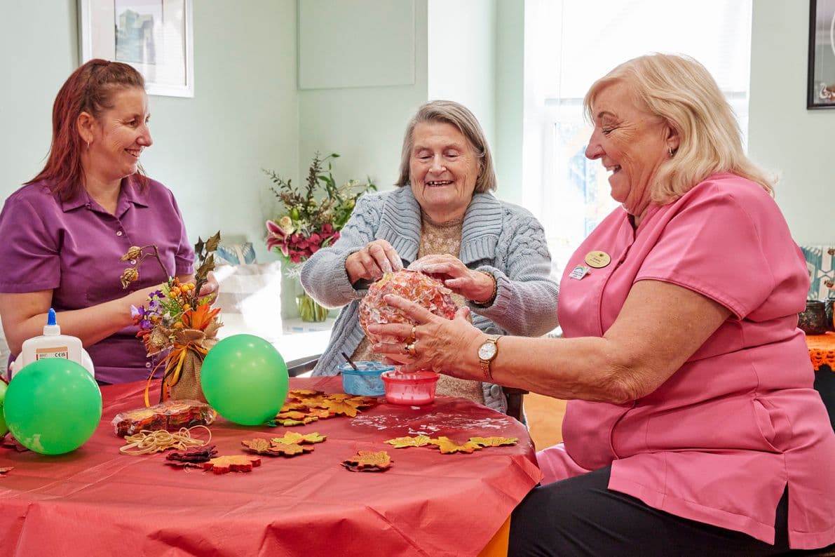 The Future Care Group - Kings Lodge care home 011