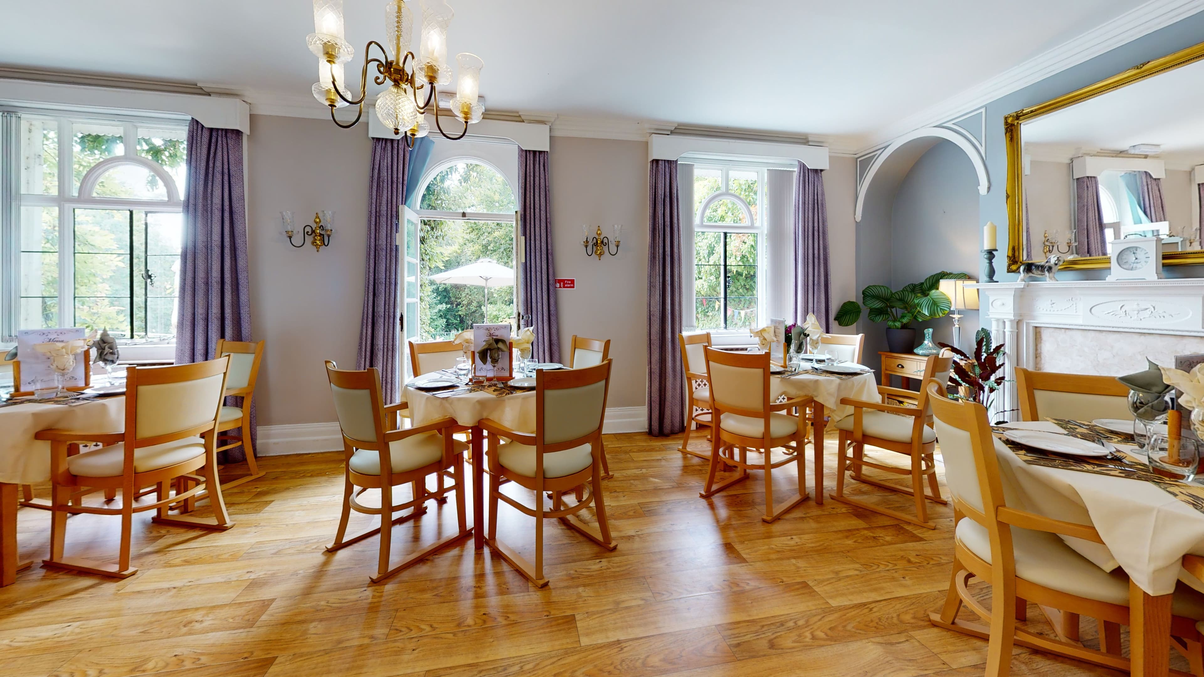 Kingsley Healthcare - Woodbridge Lodge care home 2