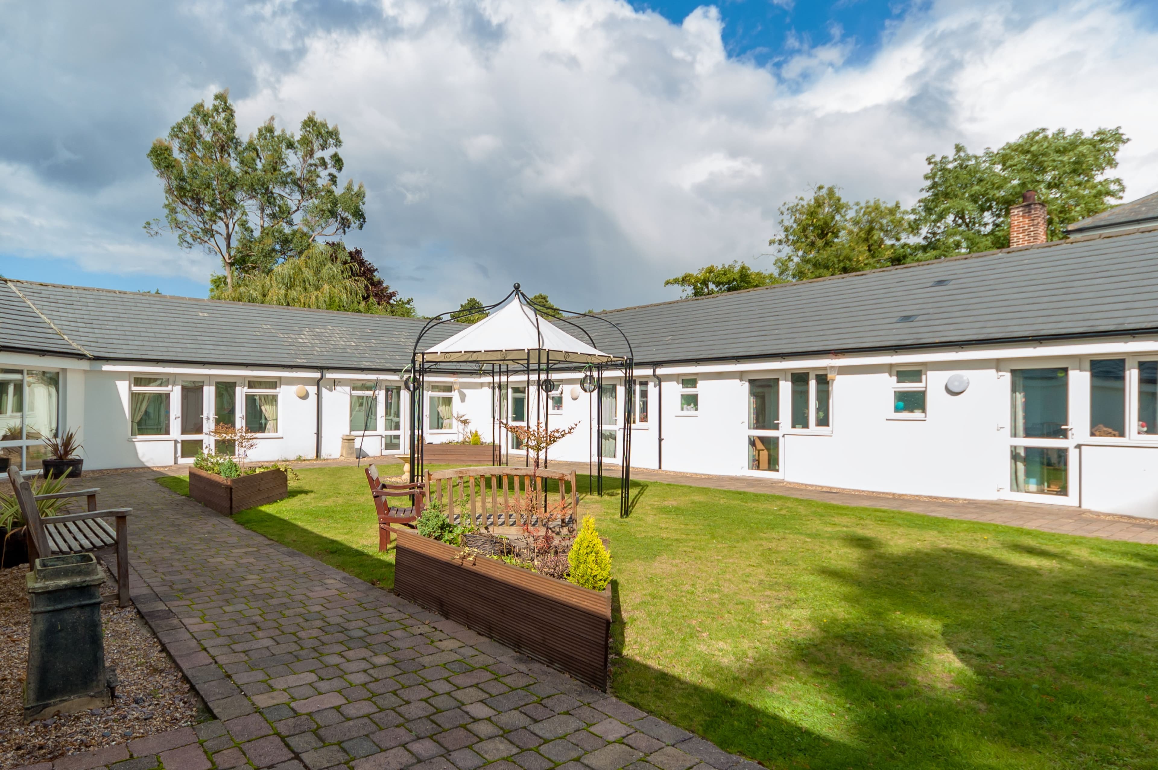 Kingsley Healthcare - Yaxley House care home 4