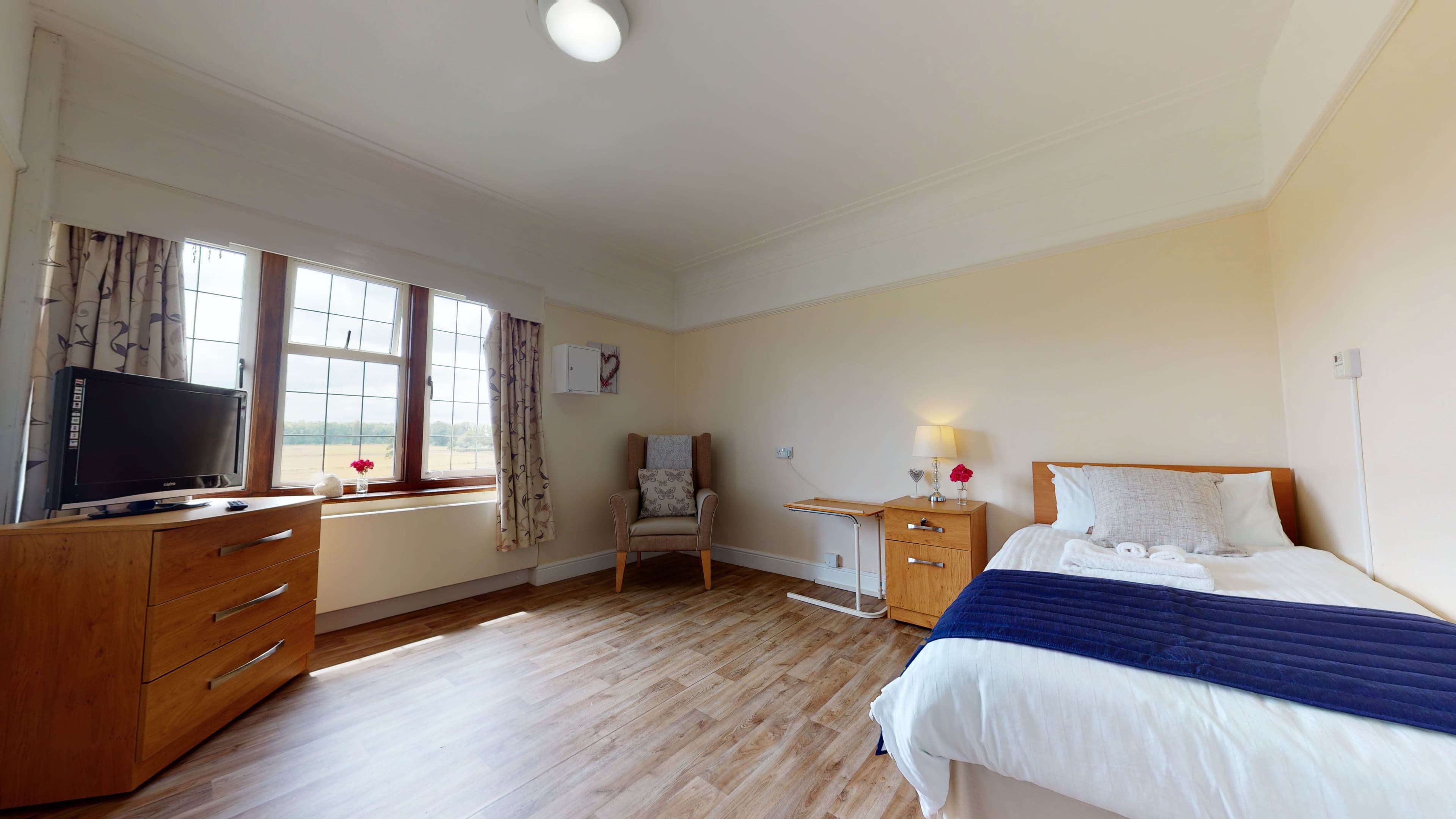 Kingsley Healthcare - Brooke House care home 7