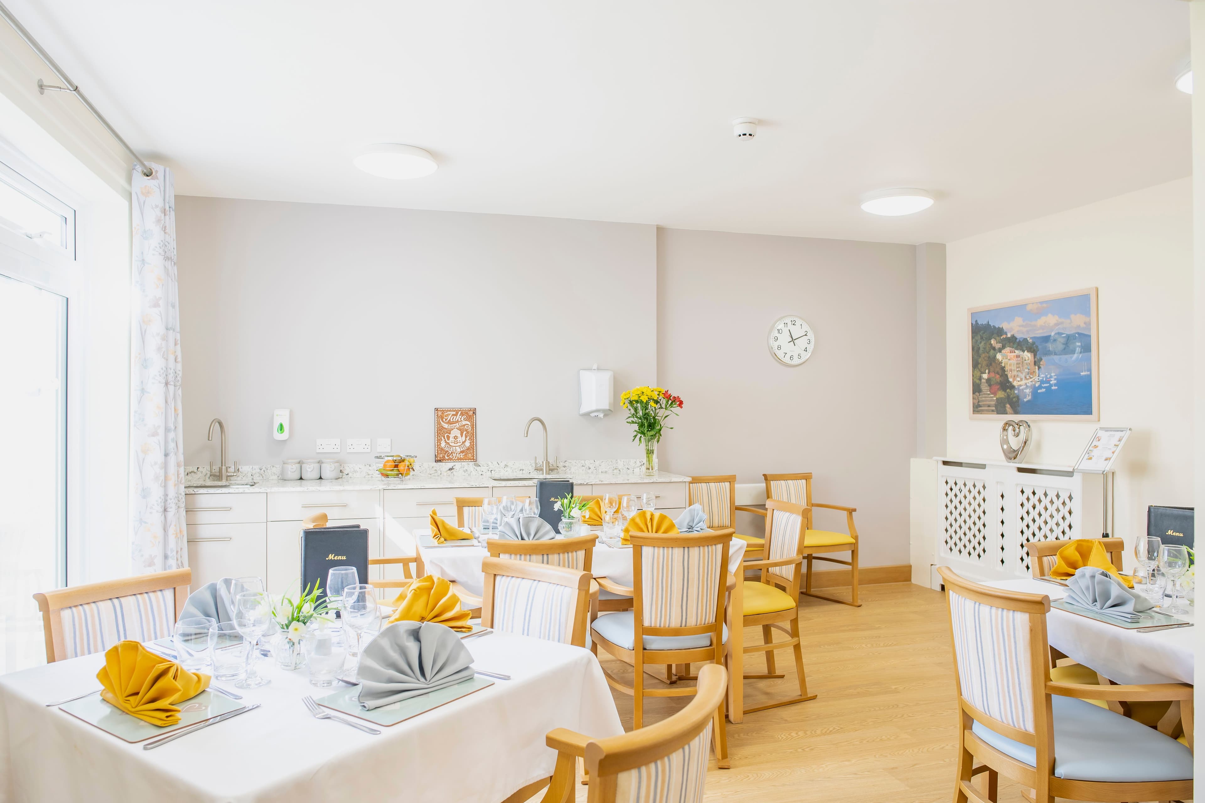 Kingsley Healthcare - Highcliffe care home 4