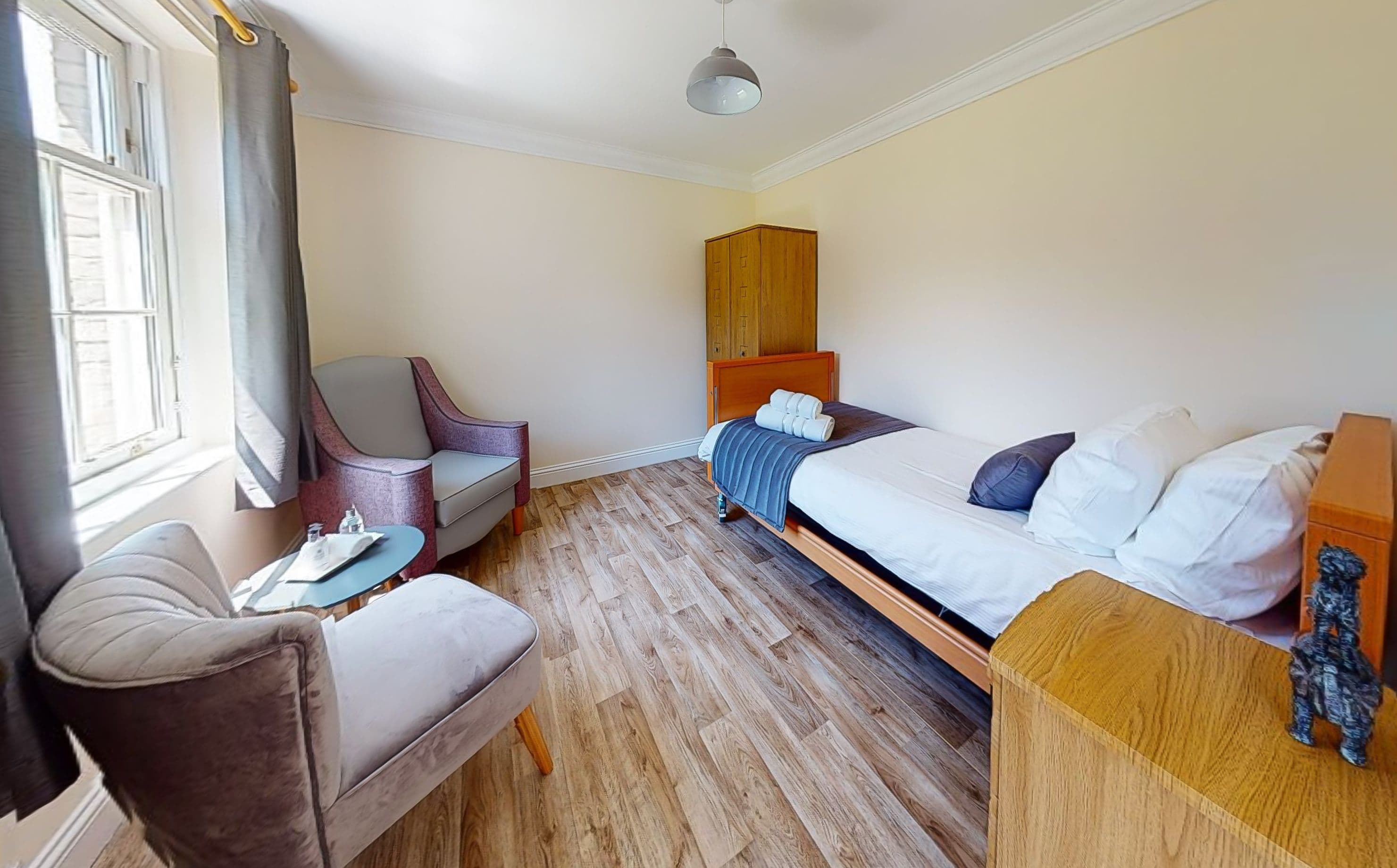 Kingsley Healthcare - Oaklands care home 7