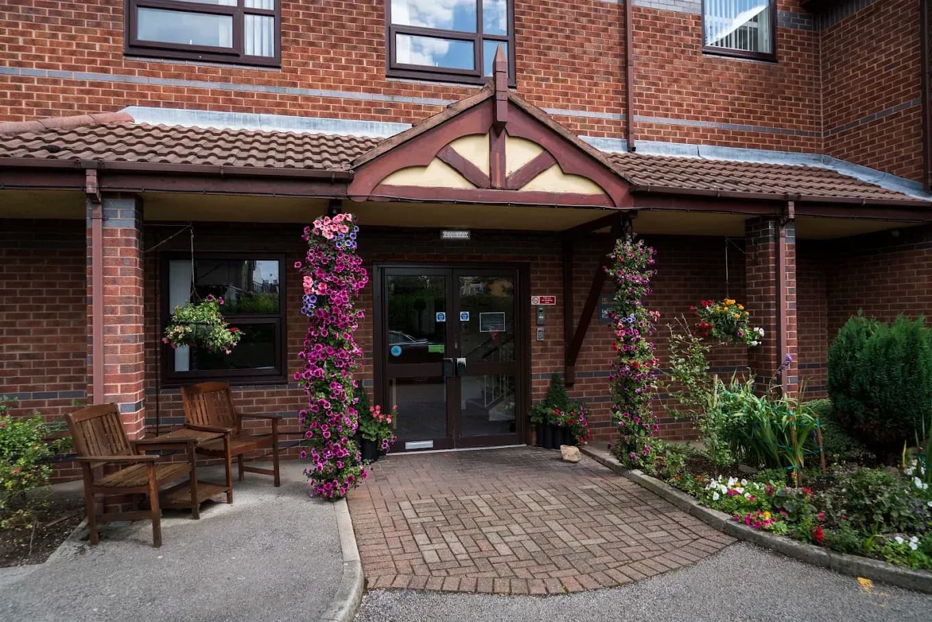 HC-One - Leighton Court care home - 000