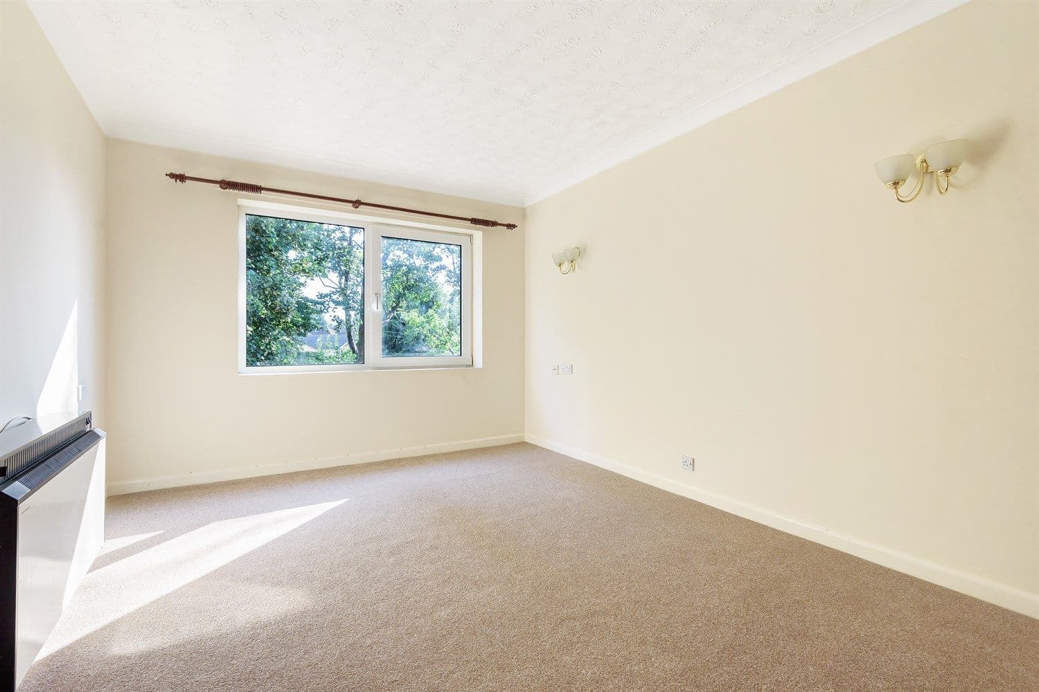 Lounge at Homewelland House Retirement Apartment in Market Harborough, Harborough