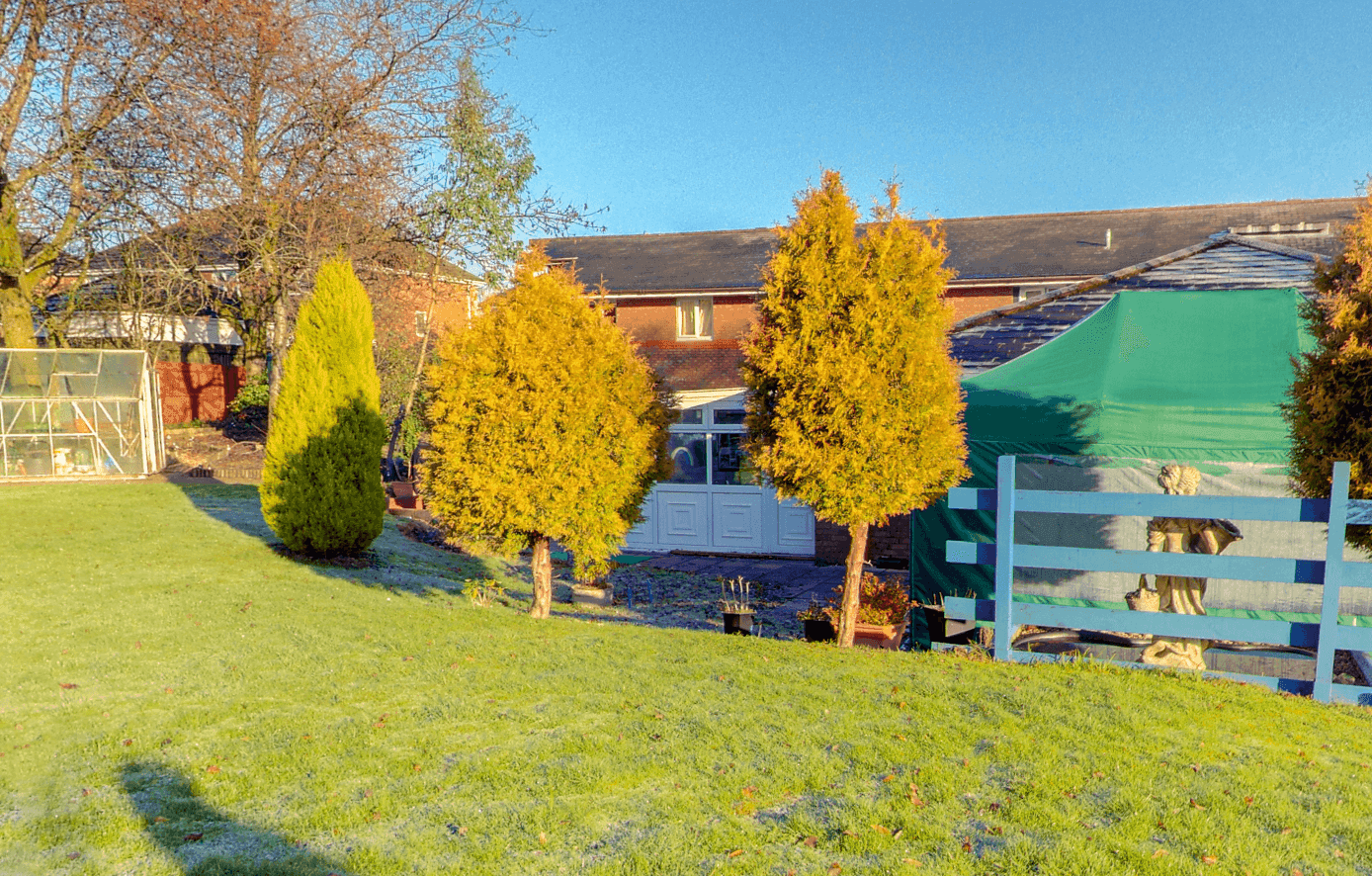 Shaw Healthcare - Maes-y-dderwen care home - 011
