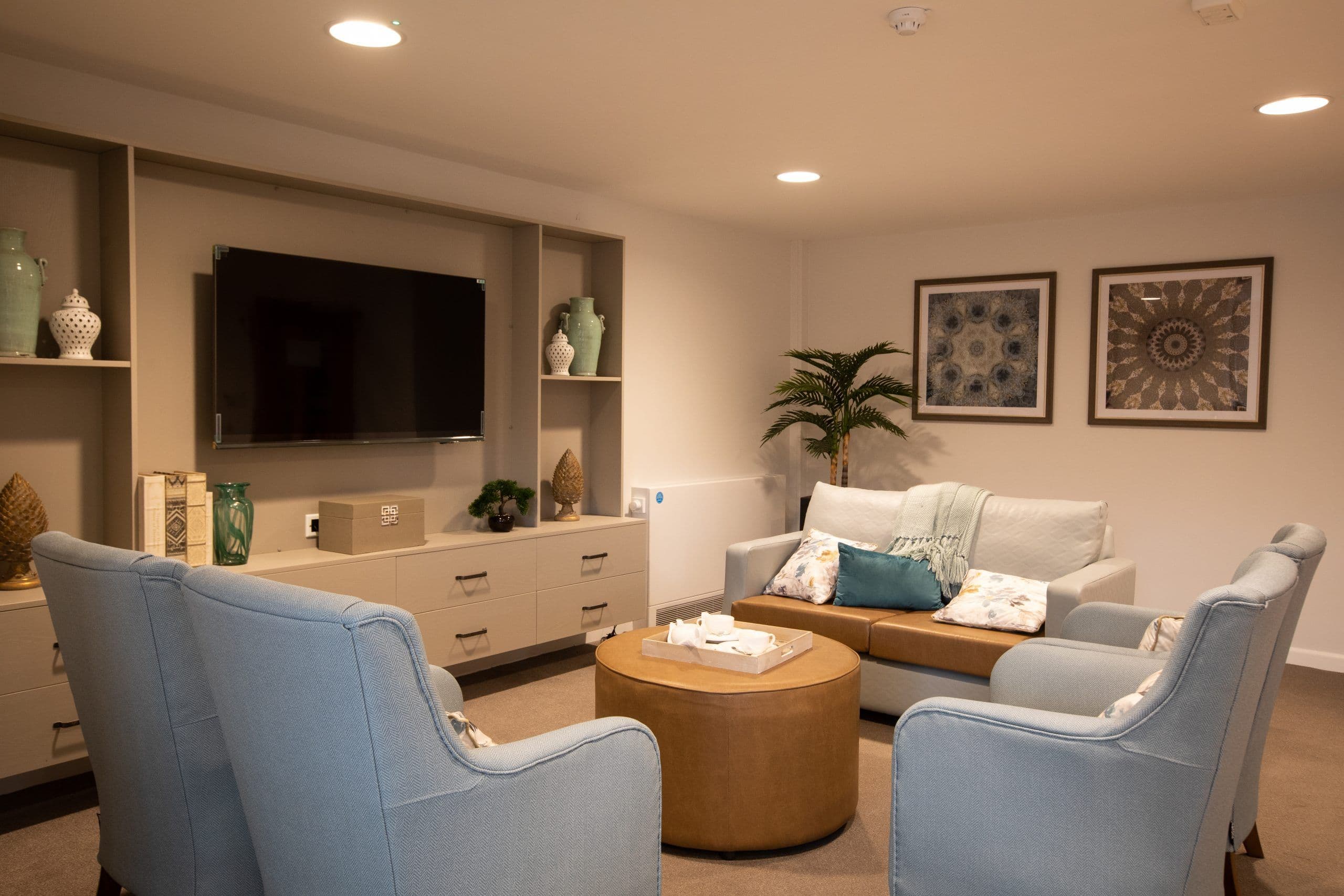 Maplebrook Care Home Willinbrook 001