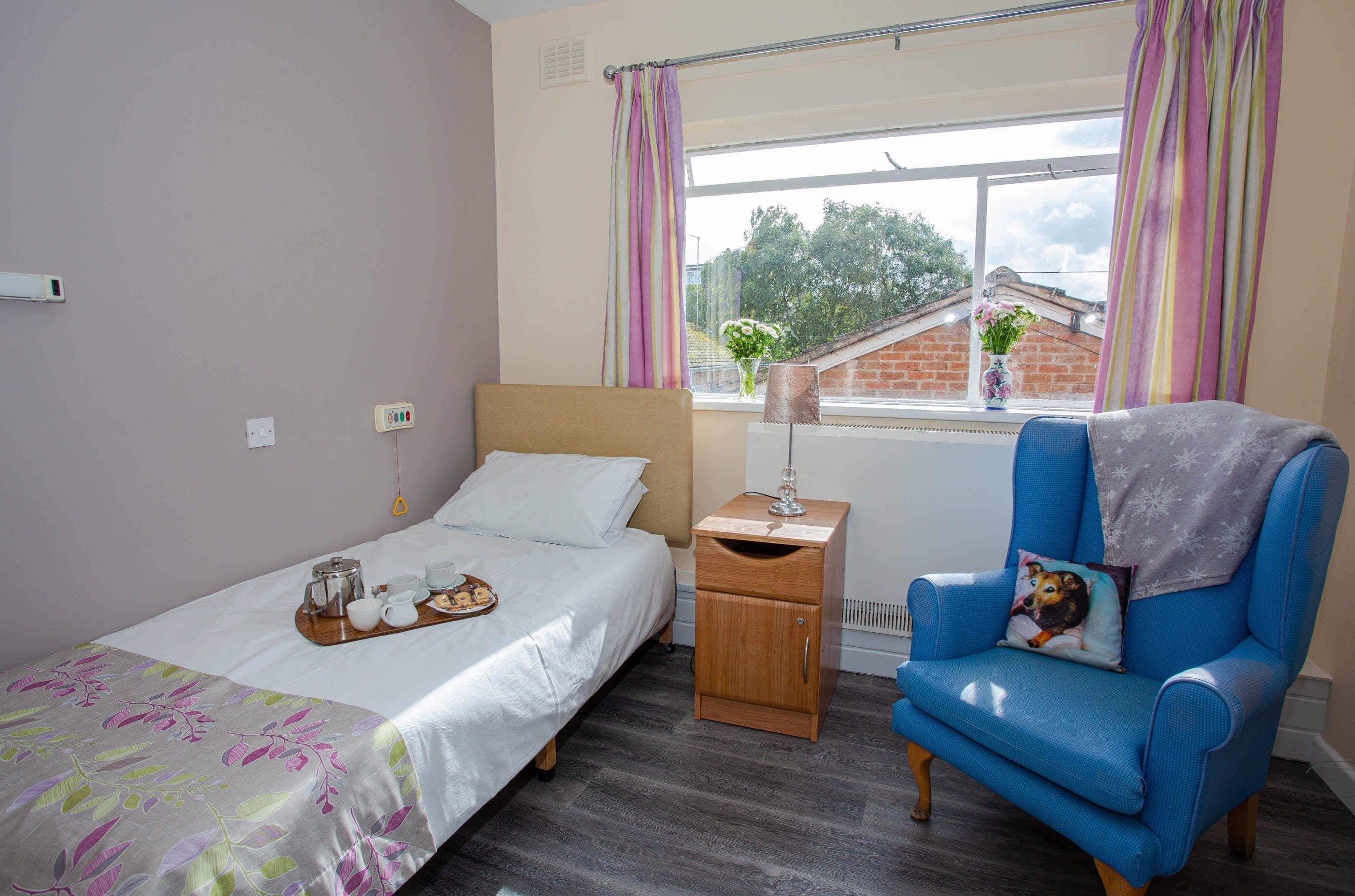 Kirklands Care - Meadow's Court care home 007