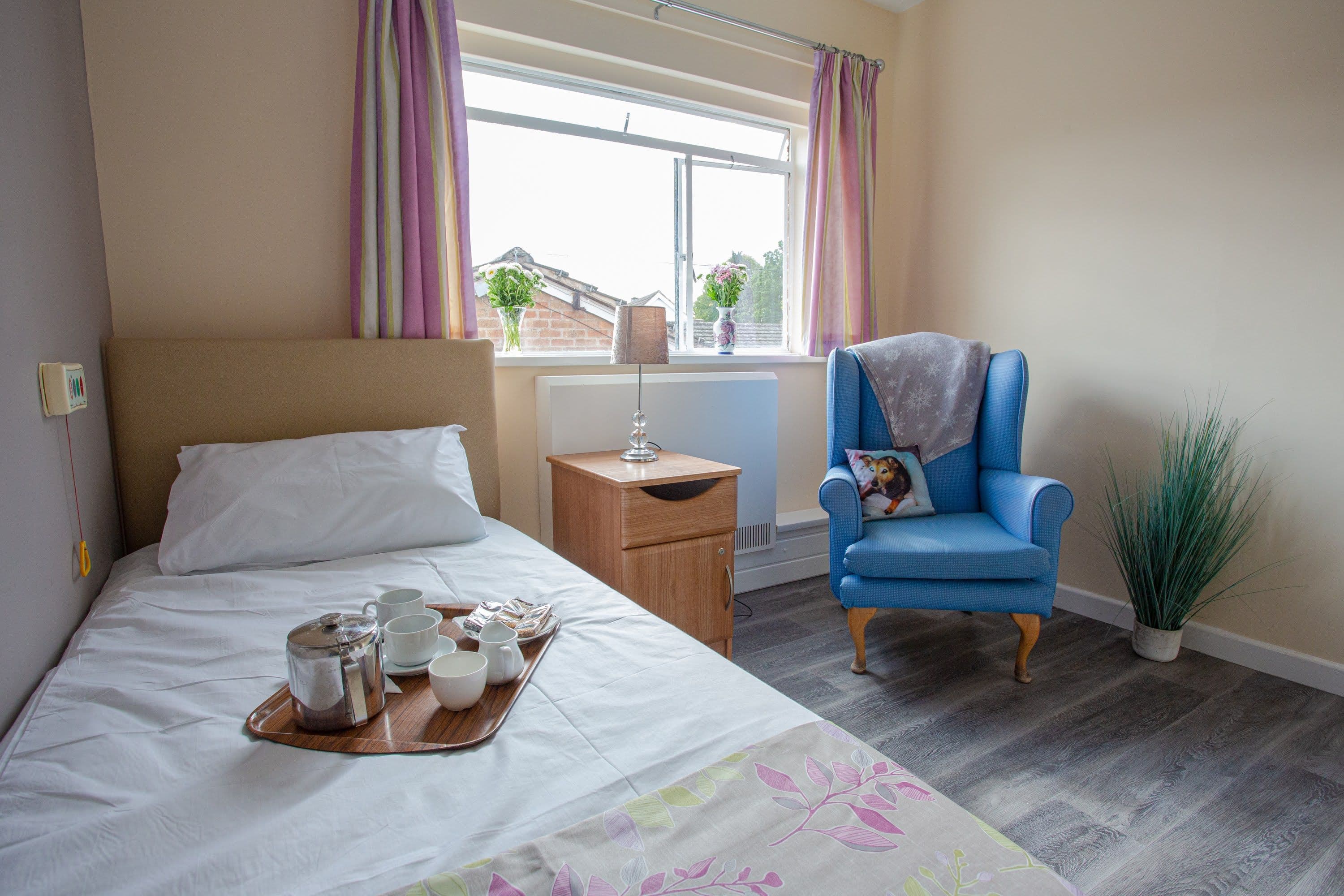 Kirklands Care - Meadow's Court care home 001