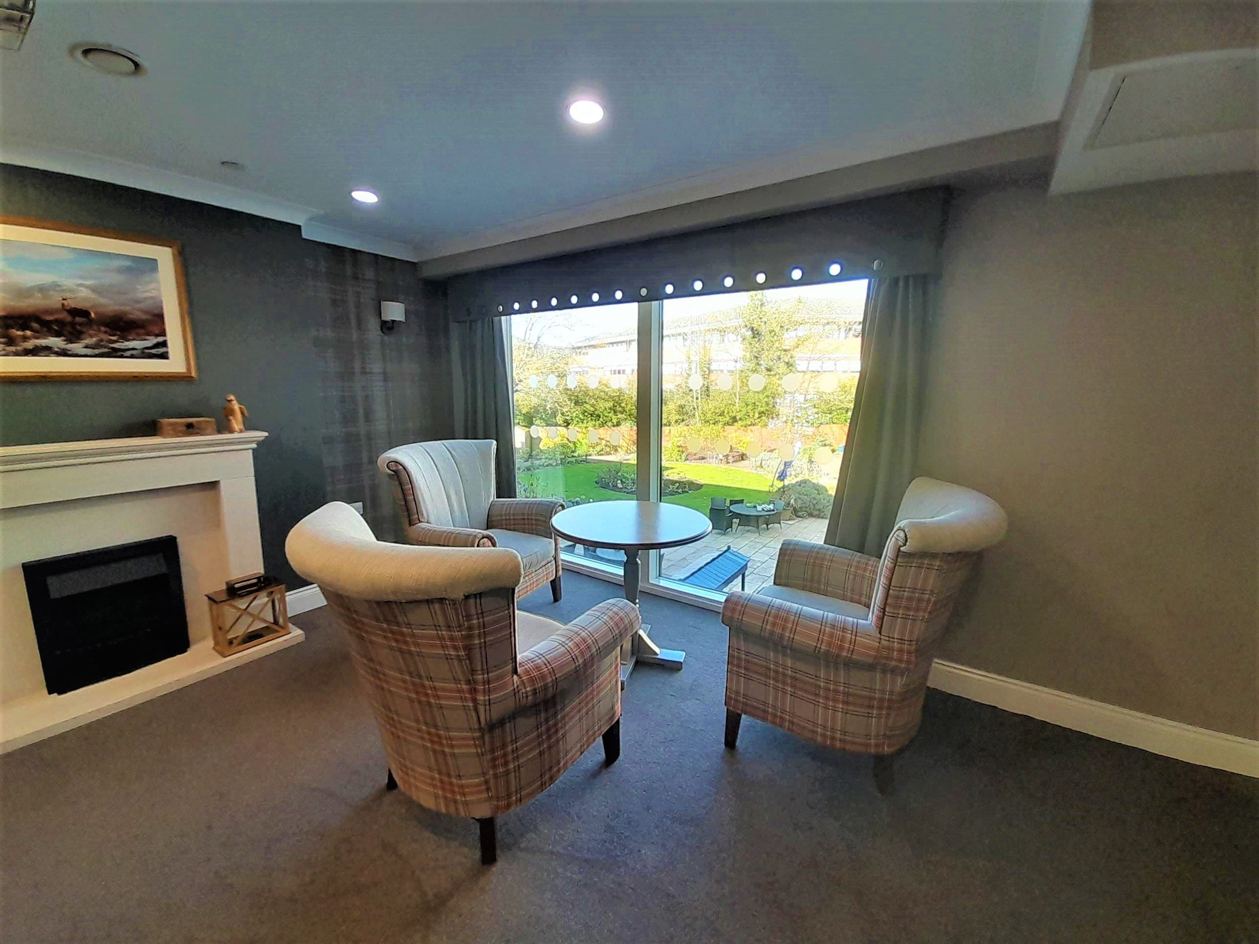 Lounge of Cambridge Manor care home in Cambridge, Cambridgeshire