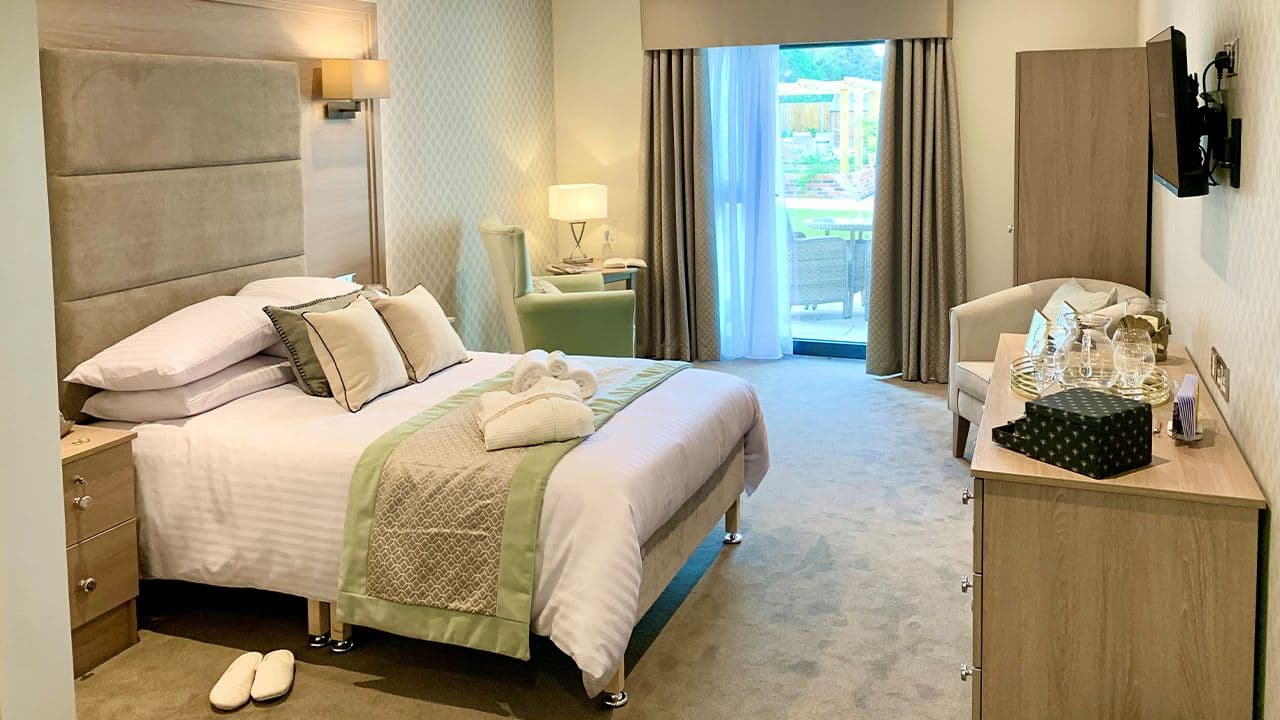 Avery Collection - Carrstone House care home - 004