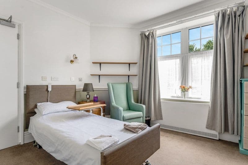 Belmont Healthcare - Murdoch House care home - 005