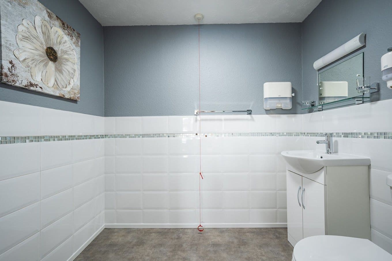 Bathroom of Oakland Grange care home in Littlehampton