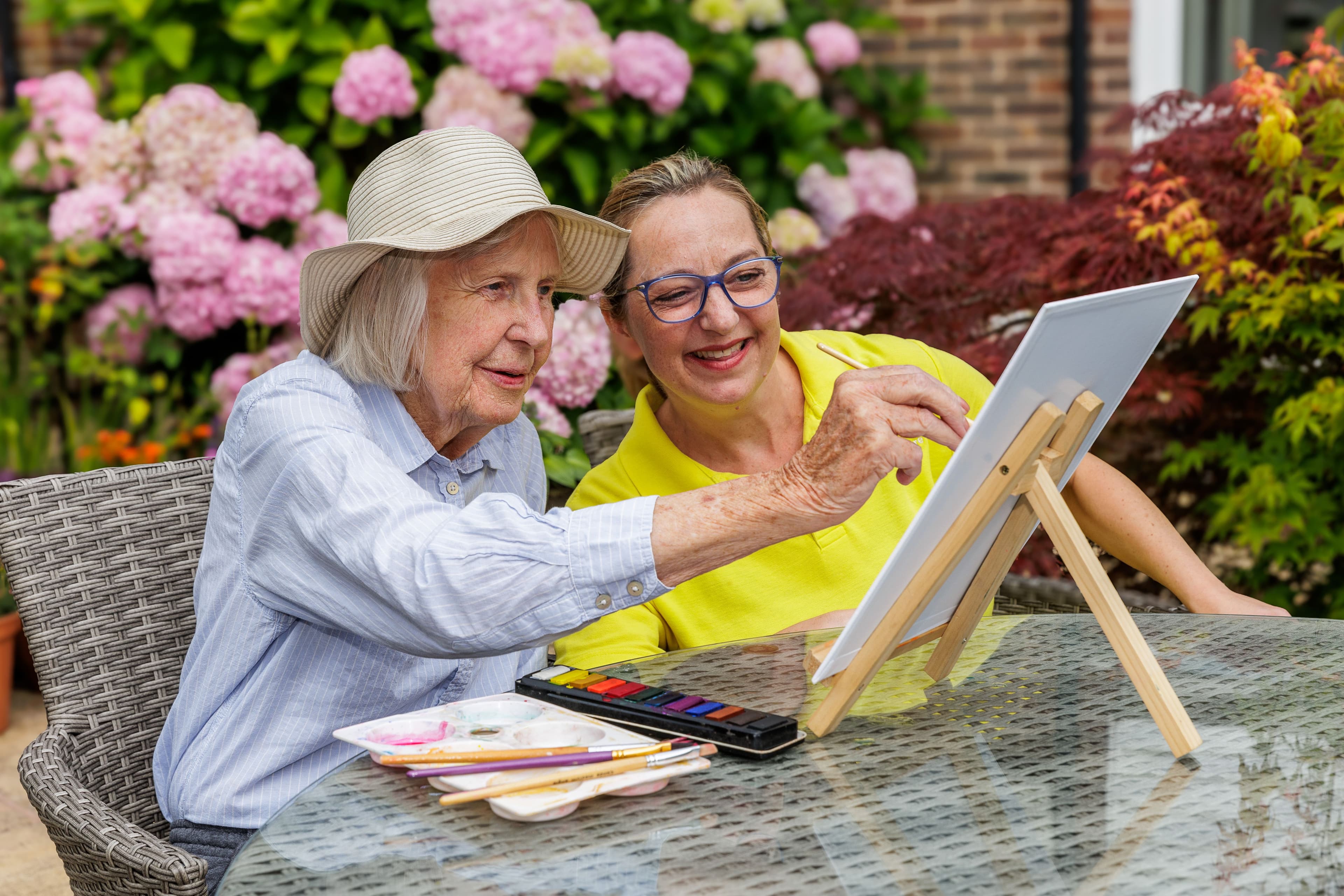 Sussex Housing and Care - Oakwood Court care home 003