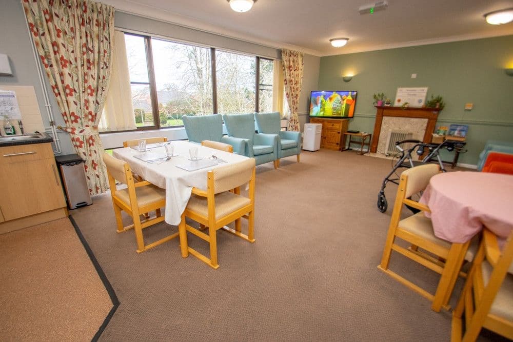 Shaw Healthcare - Orchard House care home 002