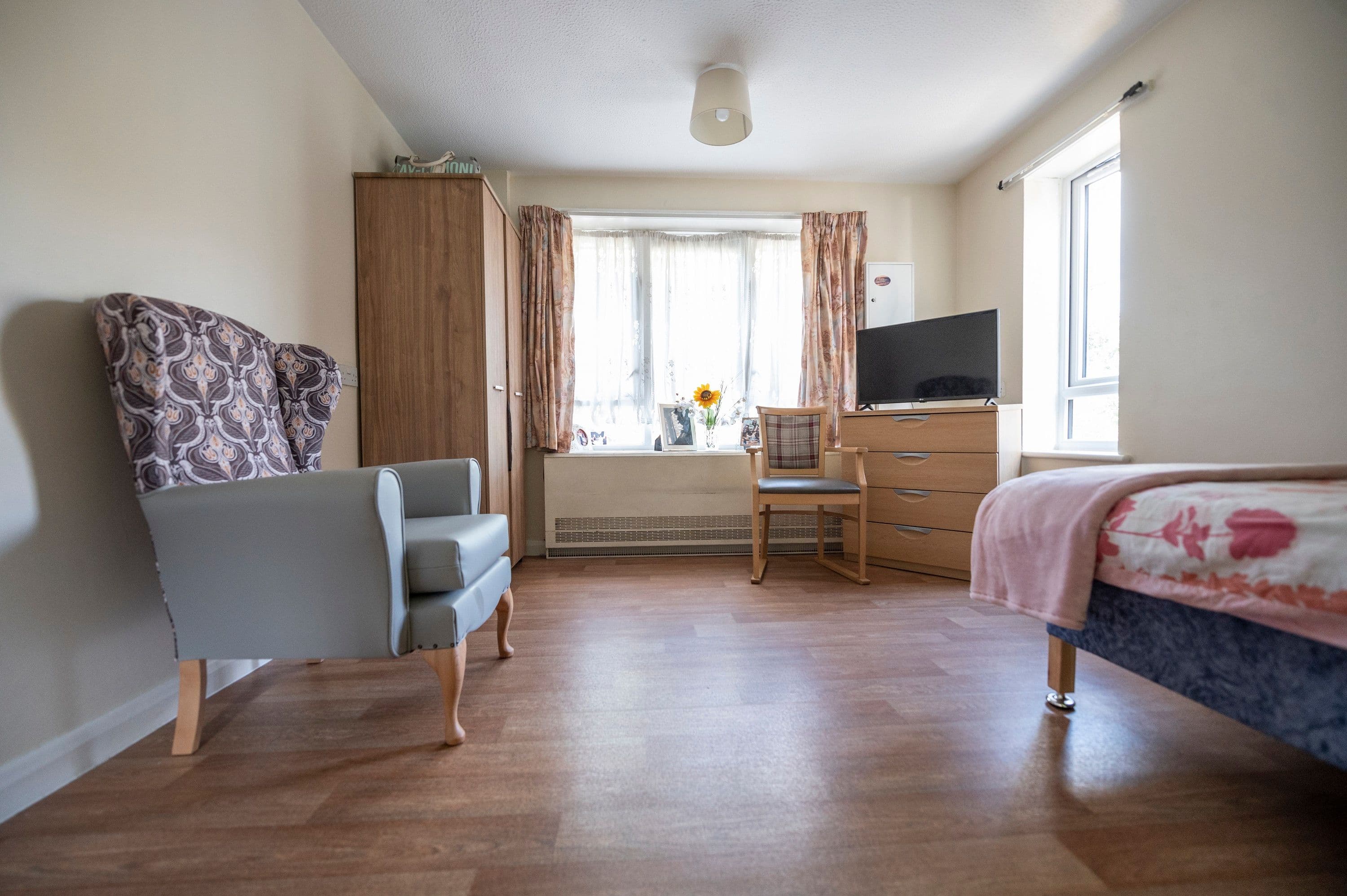 Gold Care Homes - Peregrine House care home 003