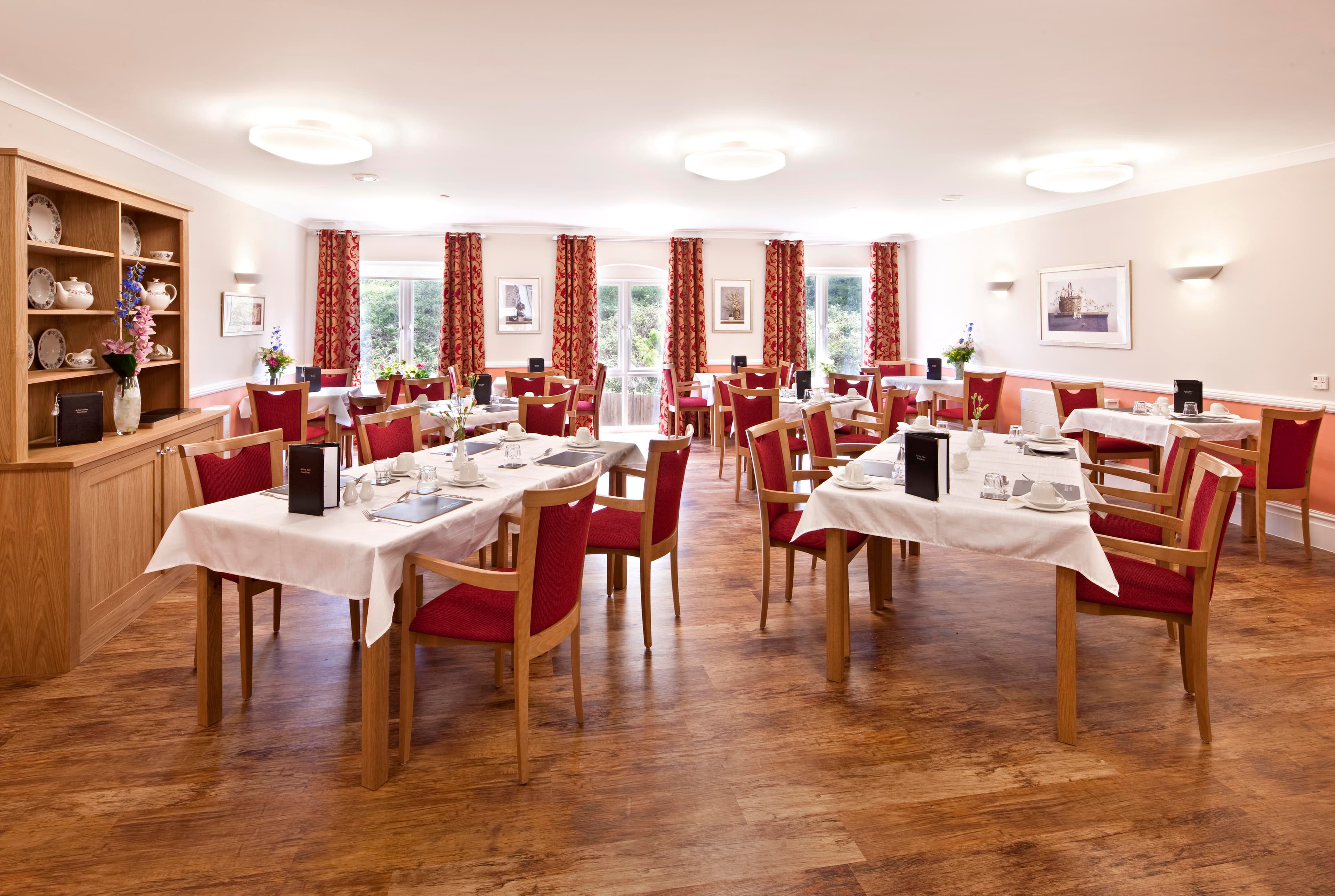 Porthaven Care Homes - Astbury Mere care home 6