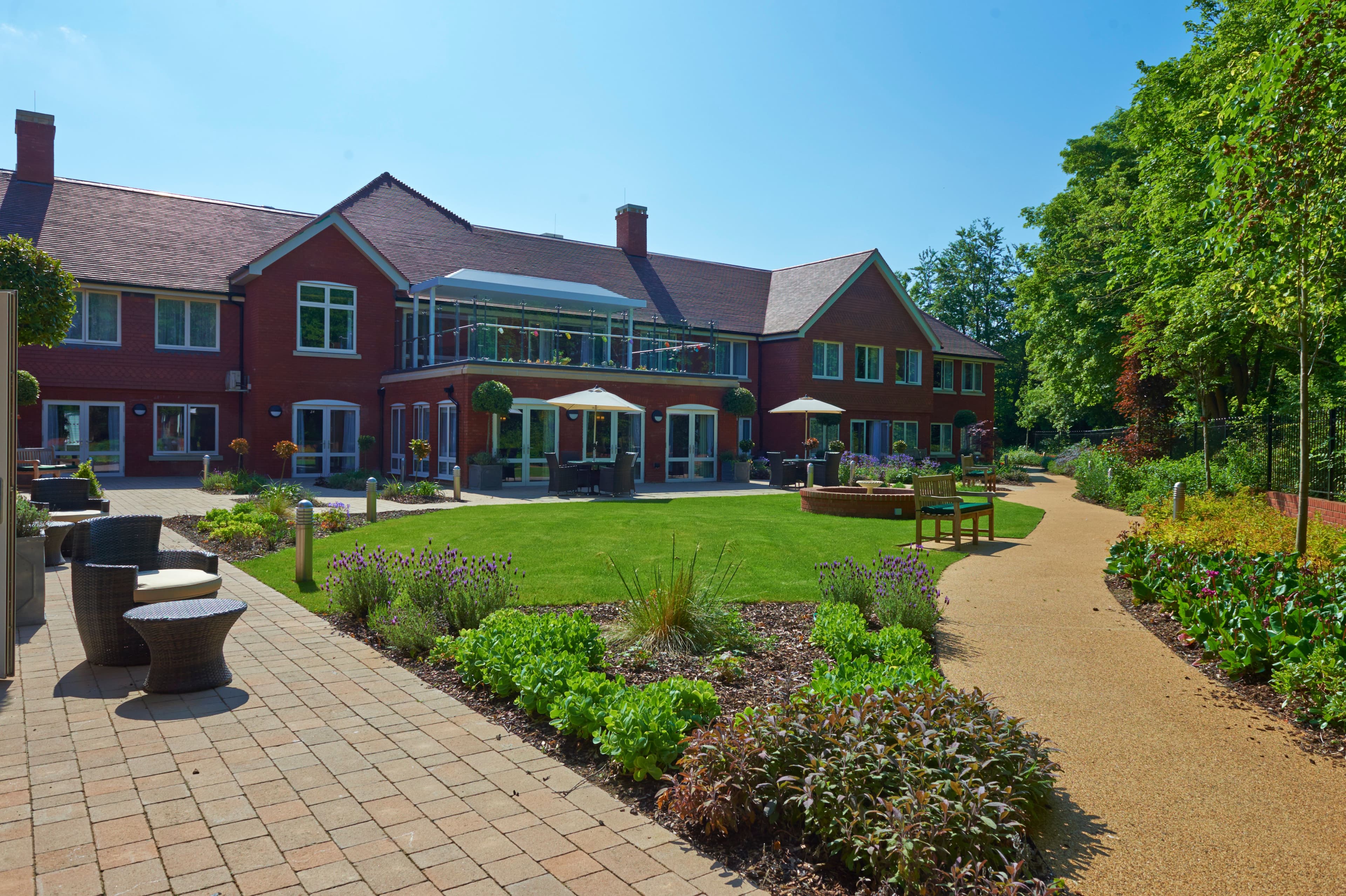 Porthaven Care Homes - Savernake View care home 3