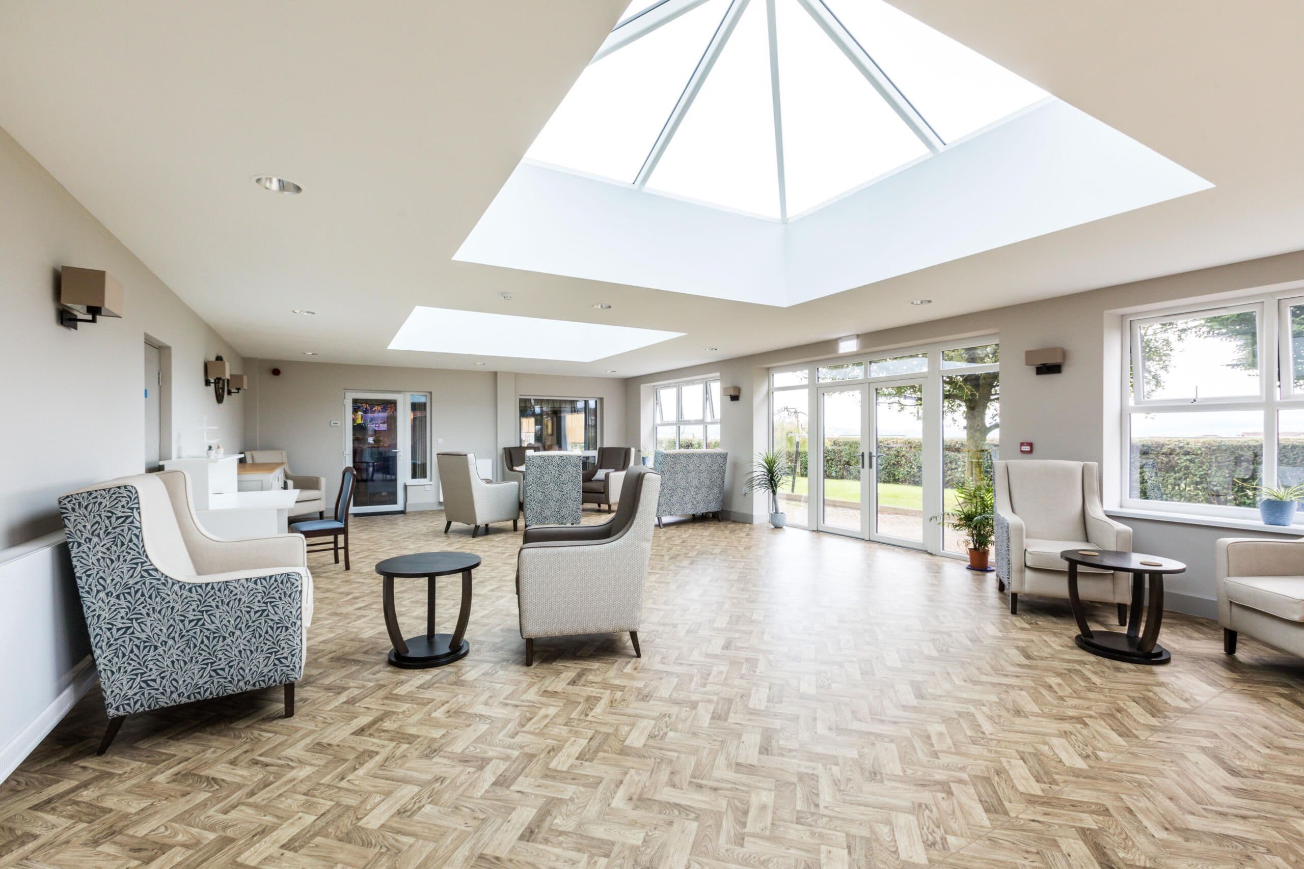 Constantia Healthcare Group - Queens Lodge care home 2