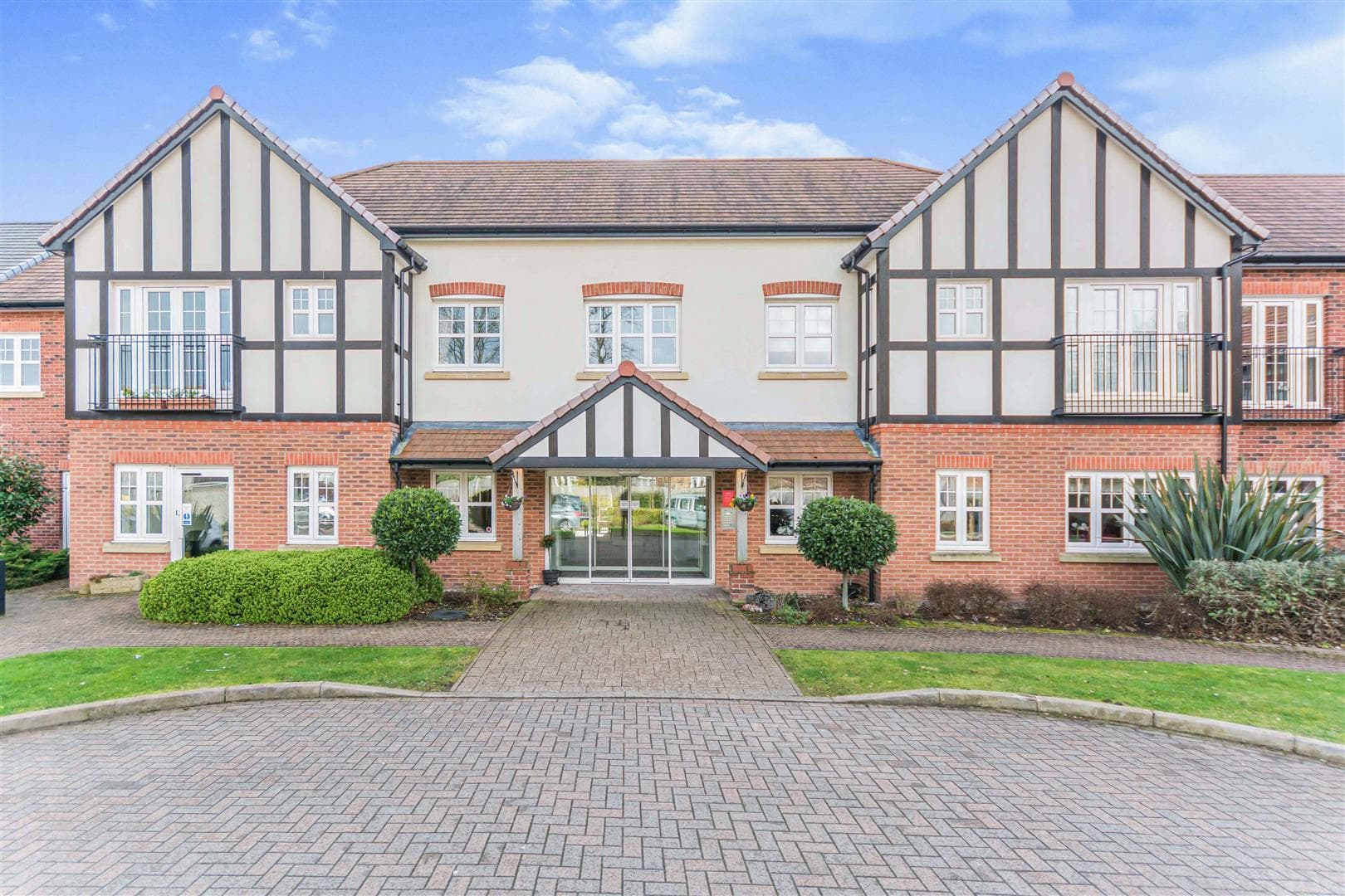 Exterior of Ravenshaw Court Retirement Development in Solihull, Birmingham