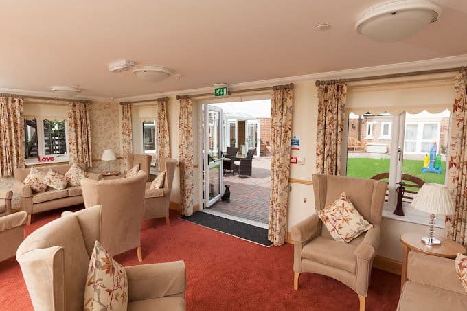 B&M Care - Ryeview Manor care home 2